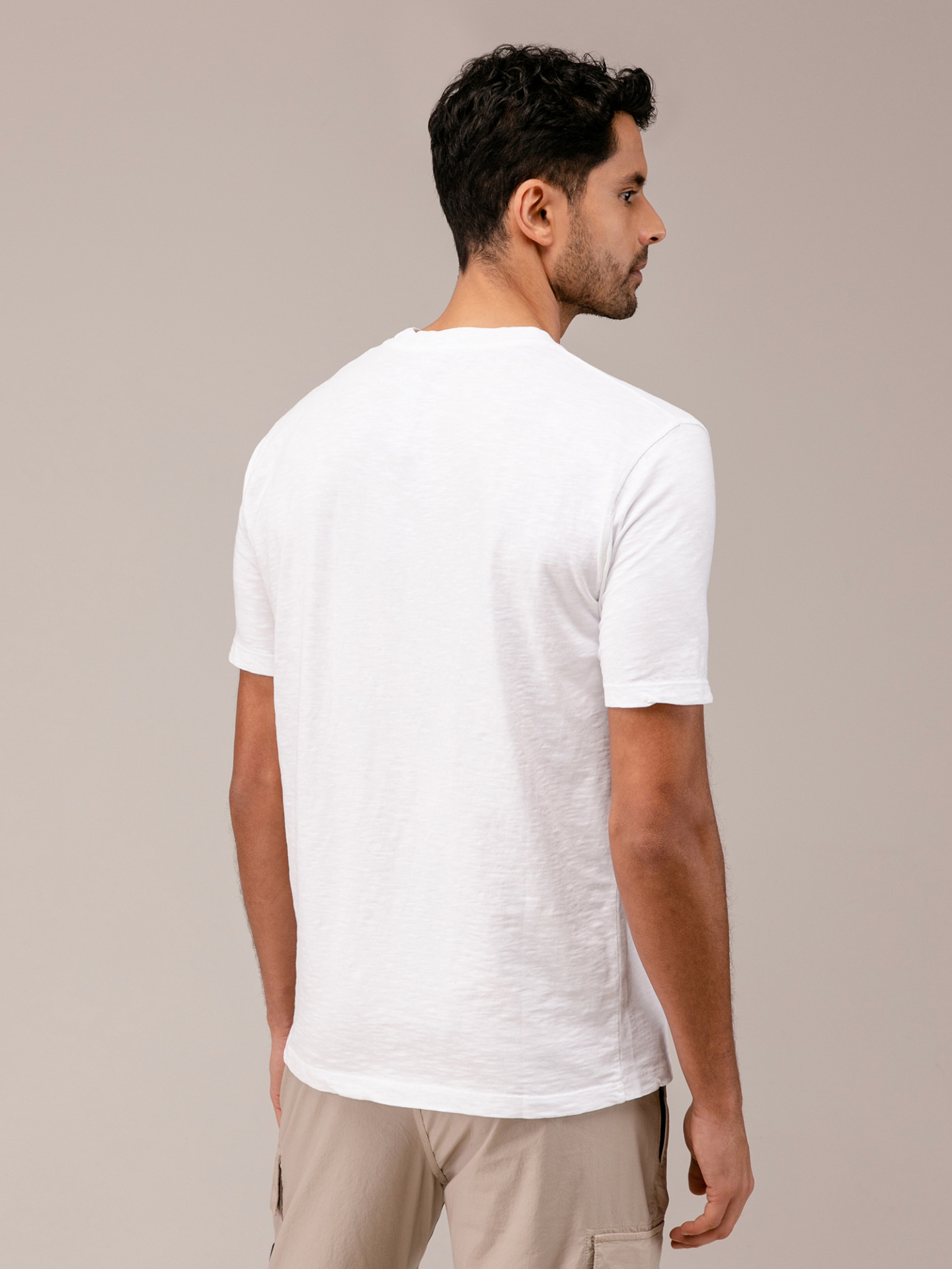 Detailansicht von T-Shirt aus Baumwolle von WOOL & CO