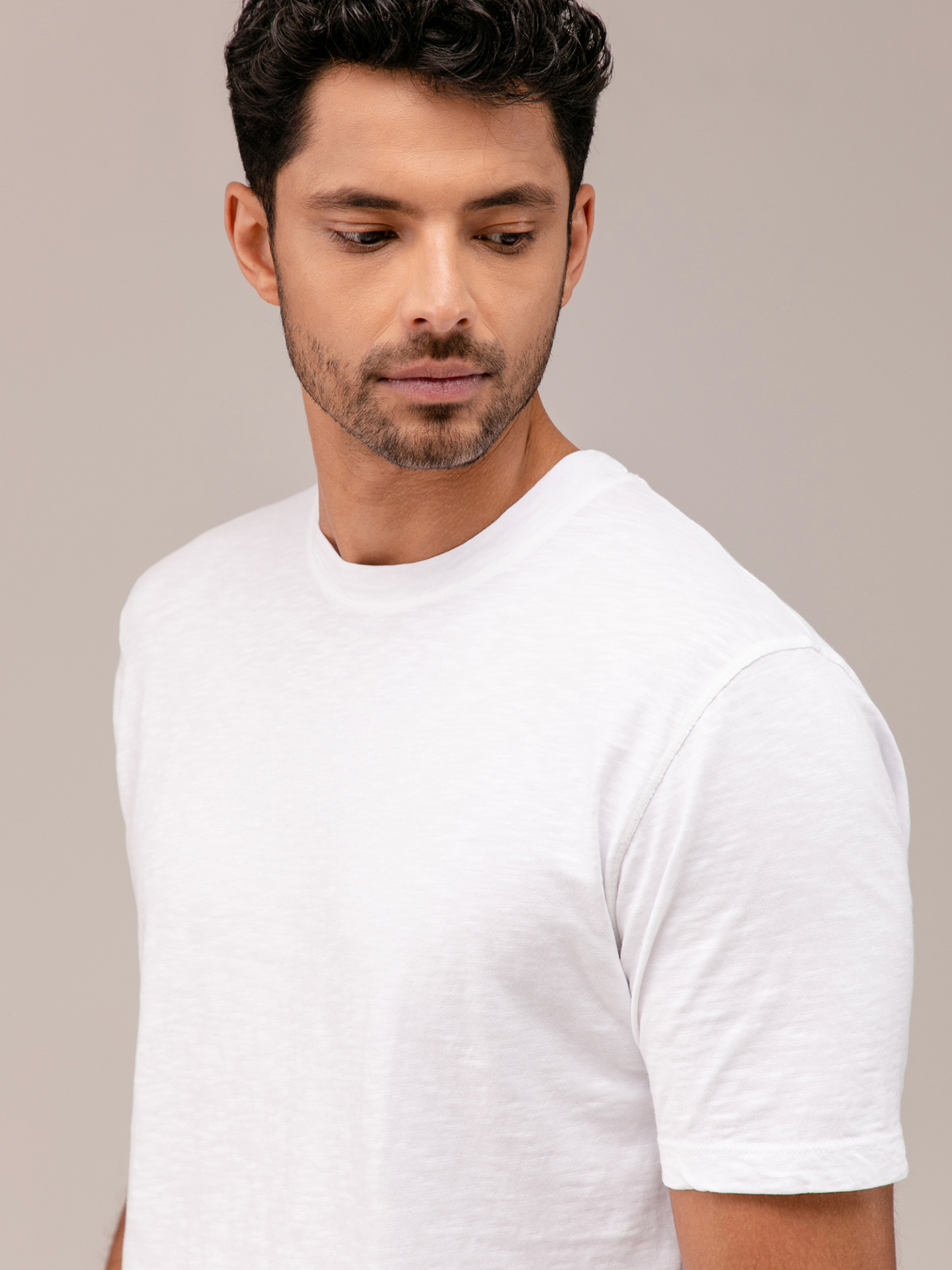 Detailansicht von T-Shirt aus Baumwolle von WOOL & CO