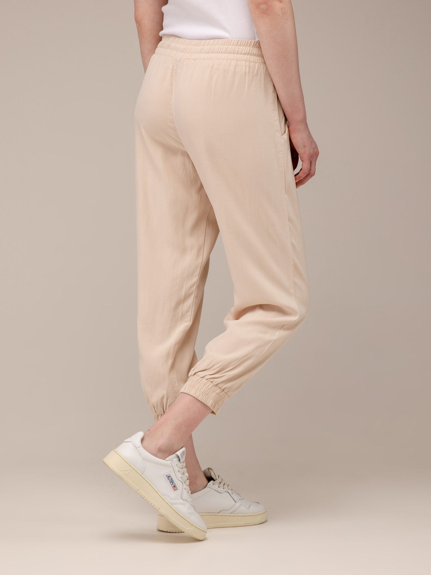 Detailansicht von Lässige Hose von BELLA DAHL