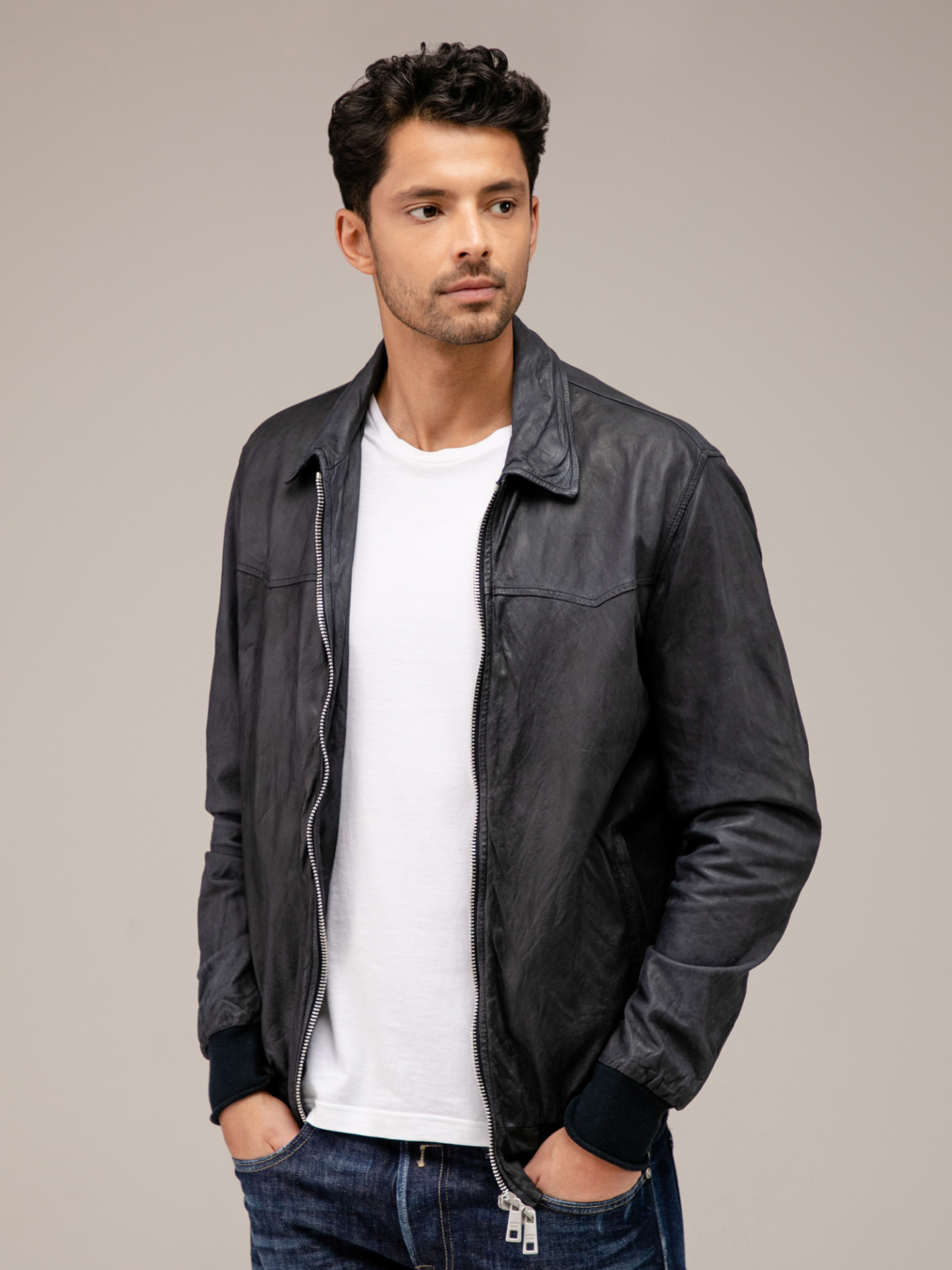 Detailansicht von Lederblouson von GIORGIO BRATO