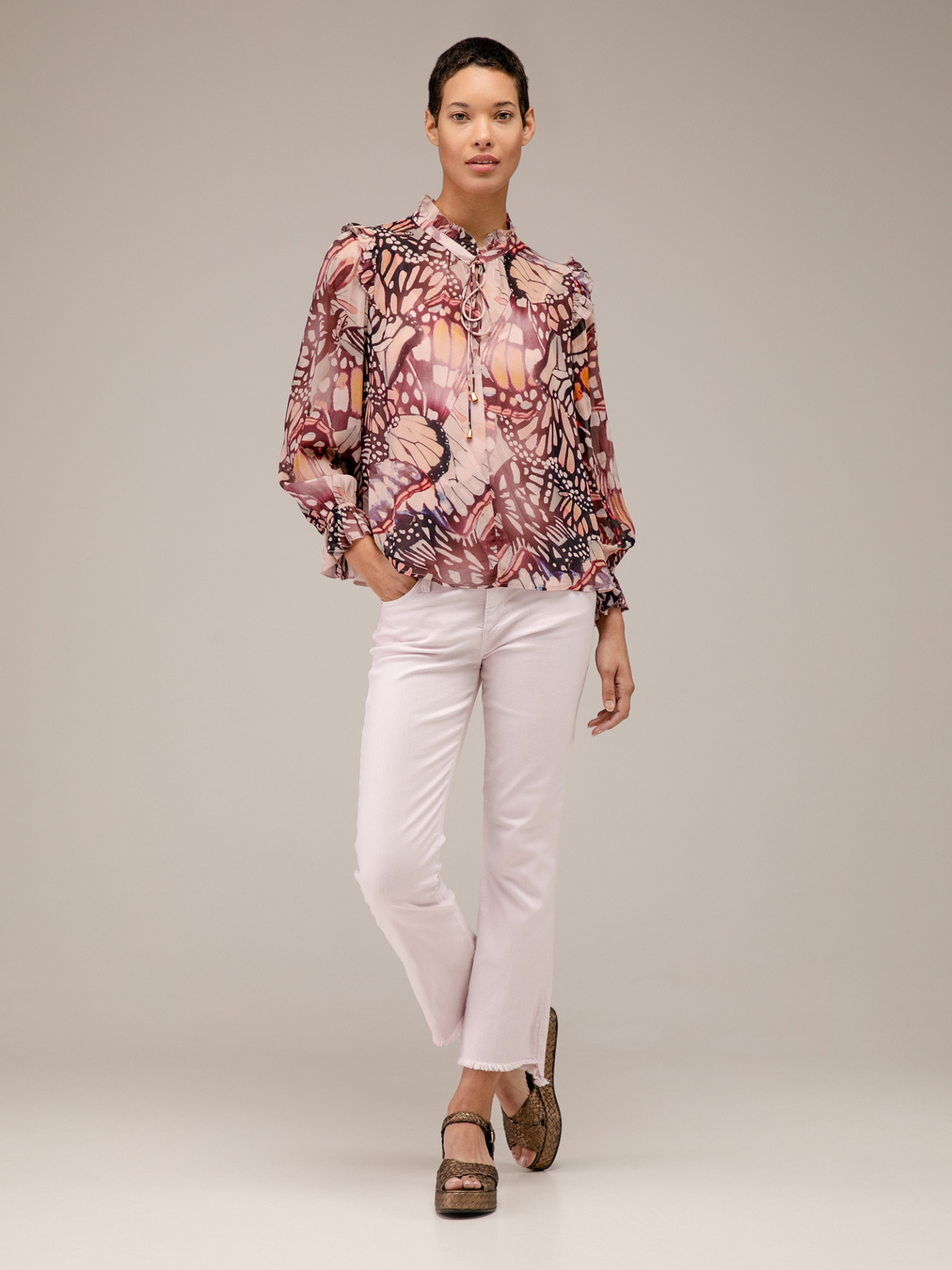 Detailansicht von Gemusterte Bluse von DREAM CATCHER