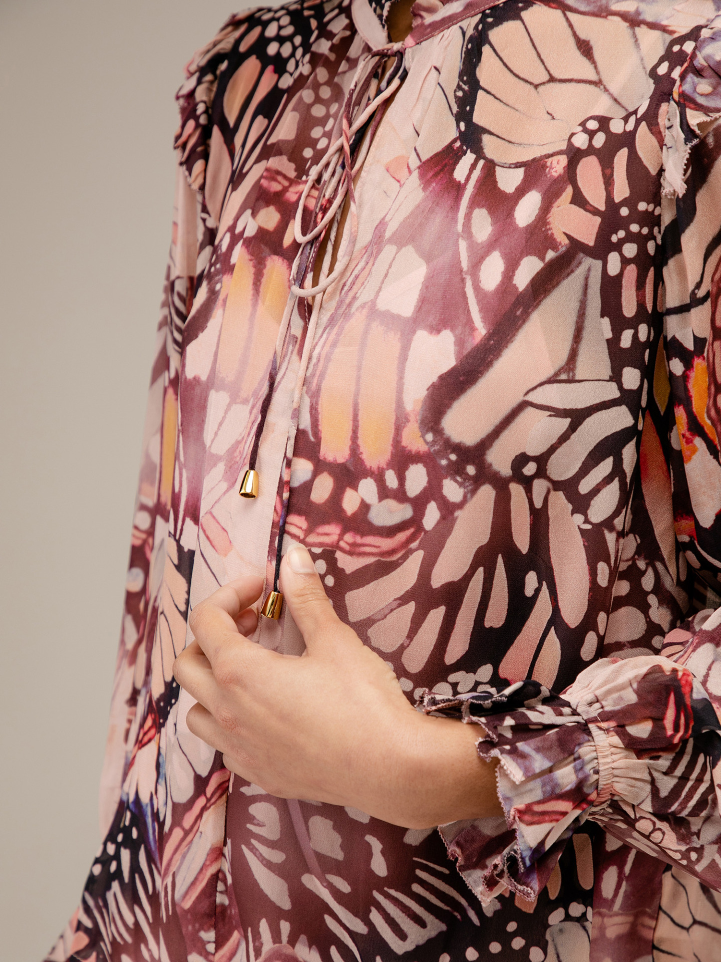 Detailansicht von Gemusterte Bluse von DREAM CATCHER