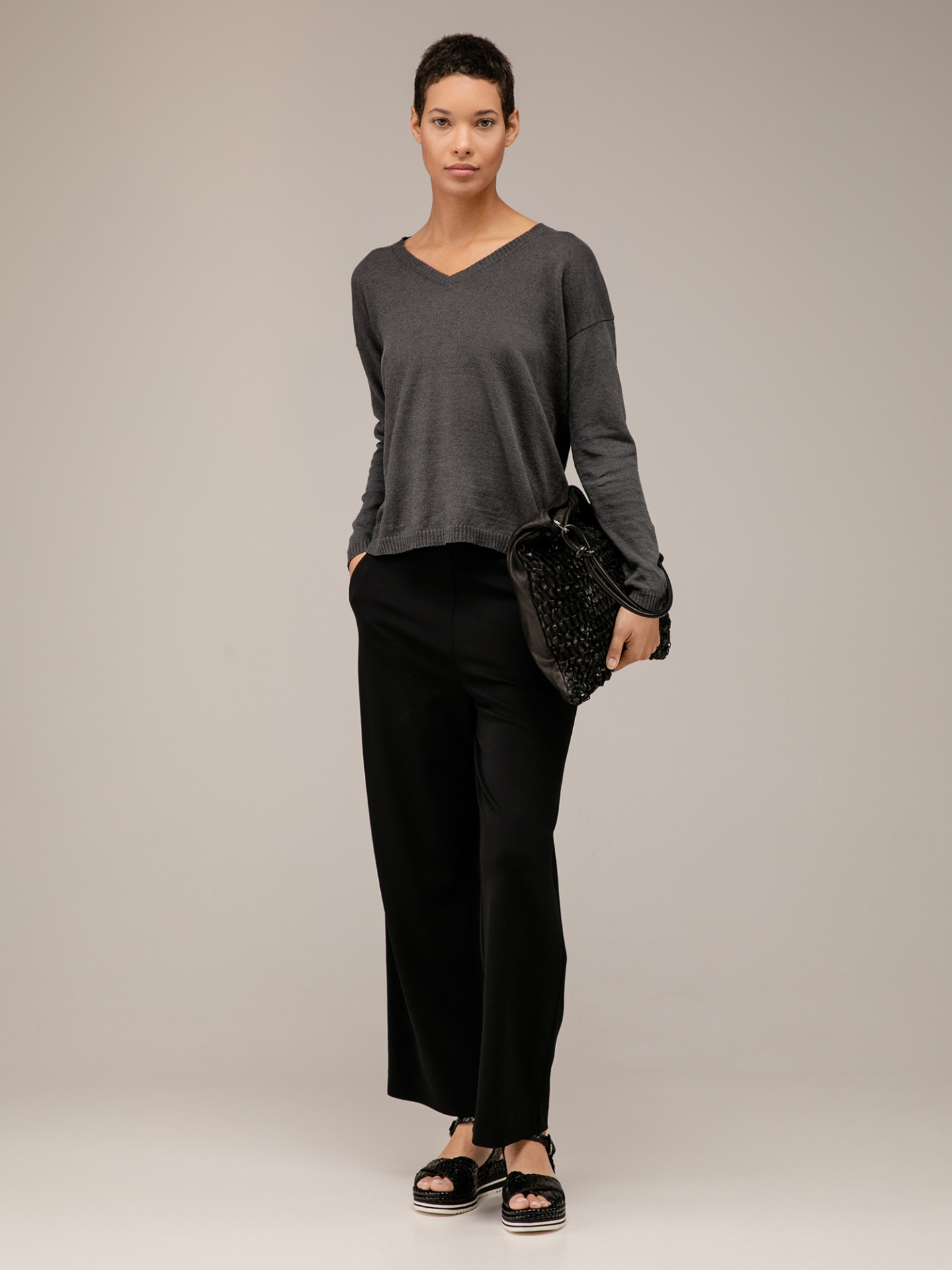 Detailansicht von Pullover aus Leinen von DANIELS