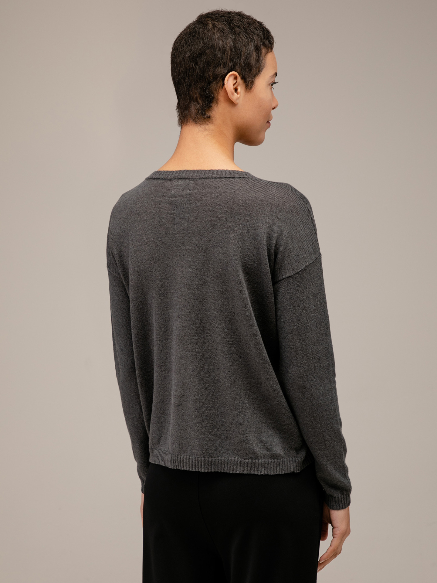 Detailansicht von Pullover aus Leinen von DANIELS