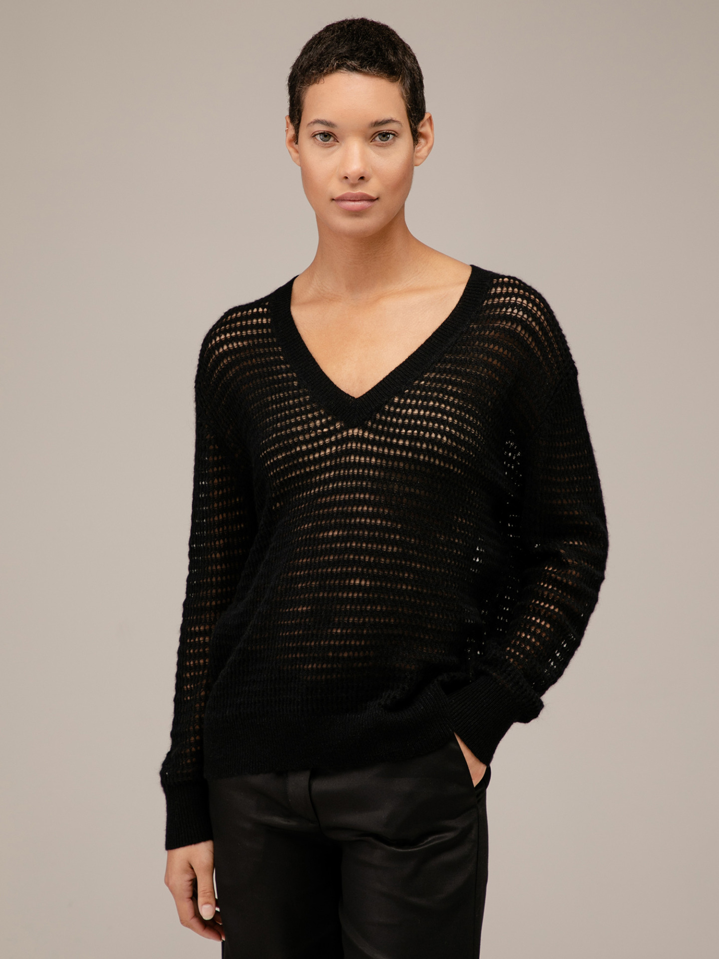 Detailansicht von Pullover mit Lochstrick von 360 CASHMERE