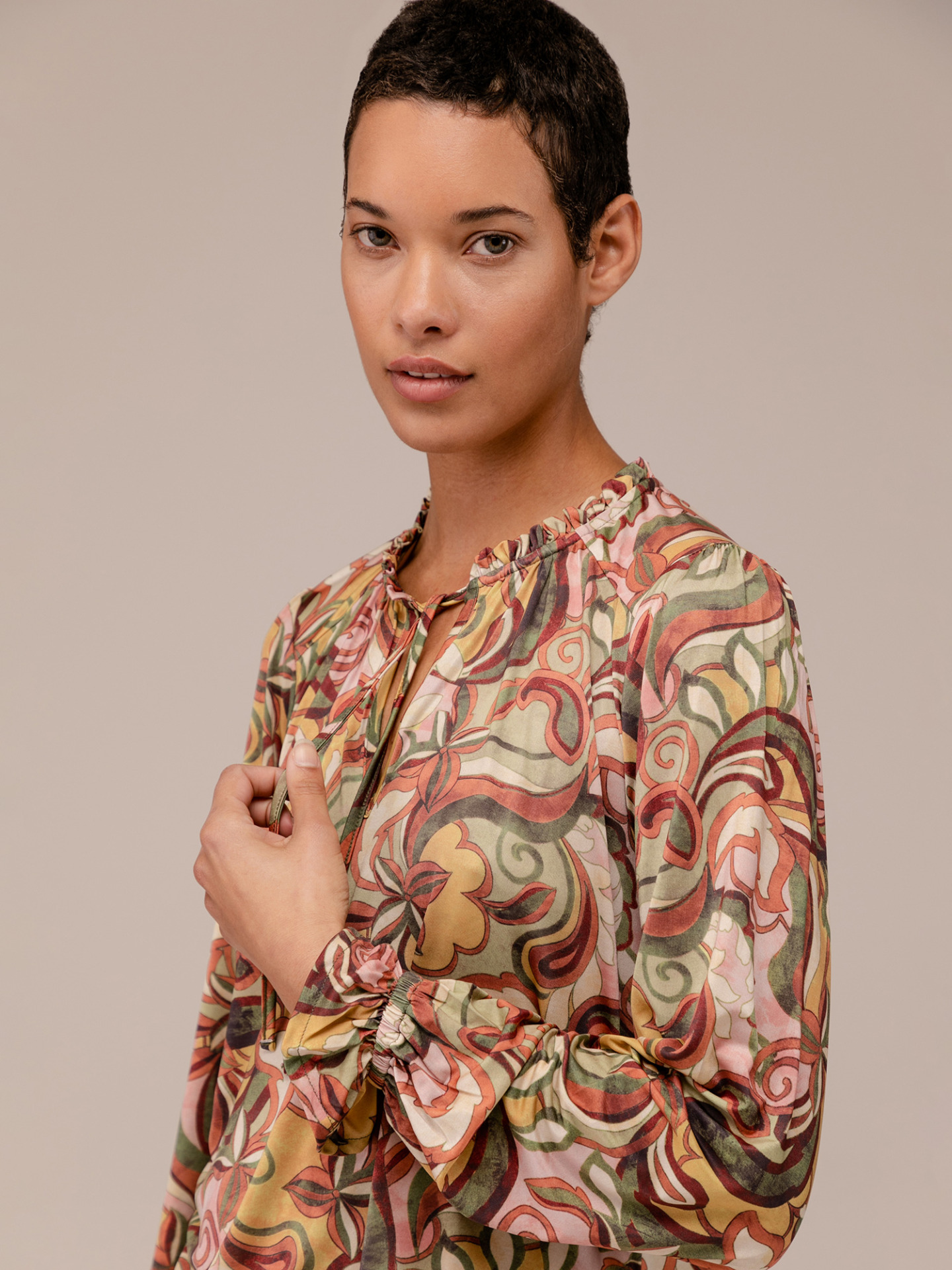 Detailansicht von Gemusterte Bluse von DANIELS