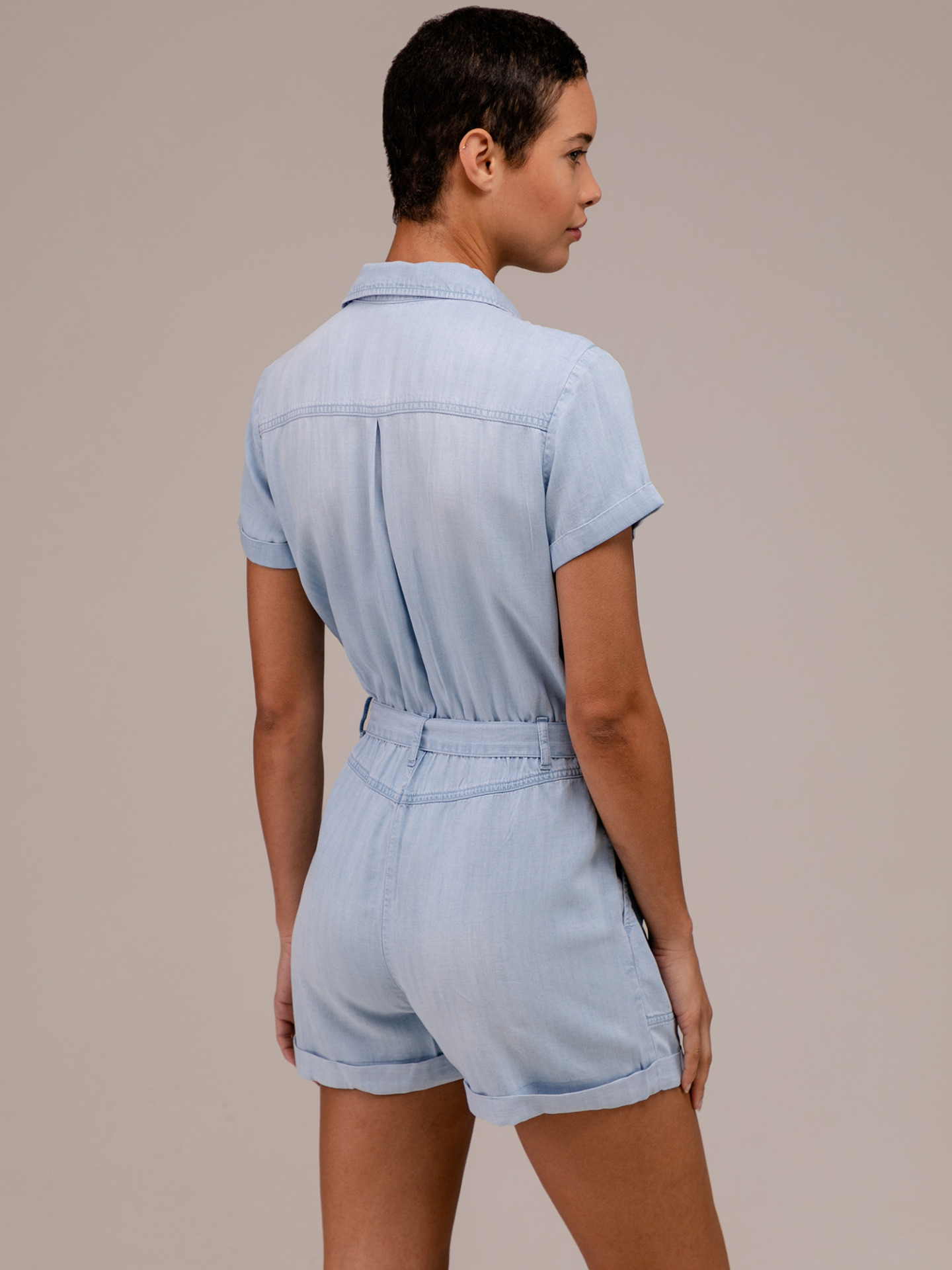 Detailansicht von Kurzer Jumpsuit von BELLA DAHL