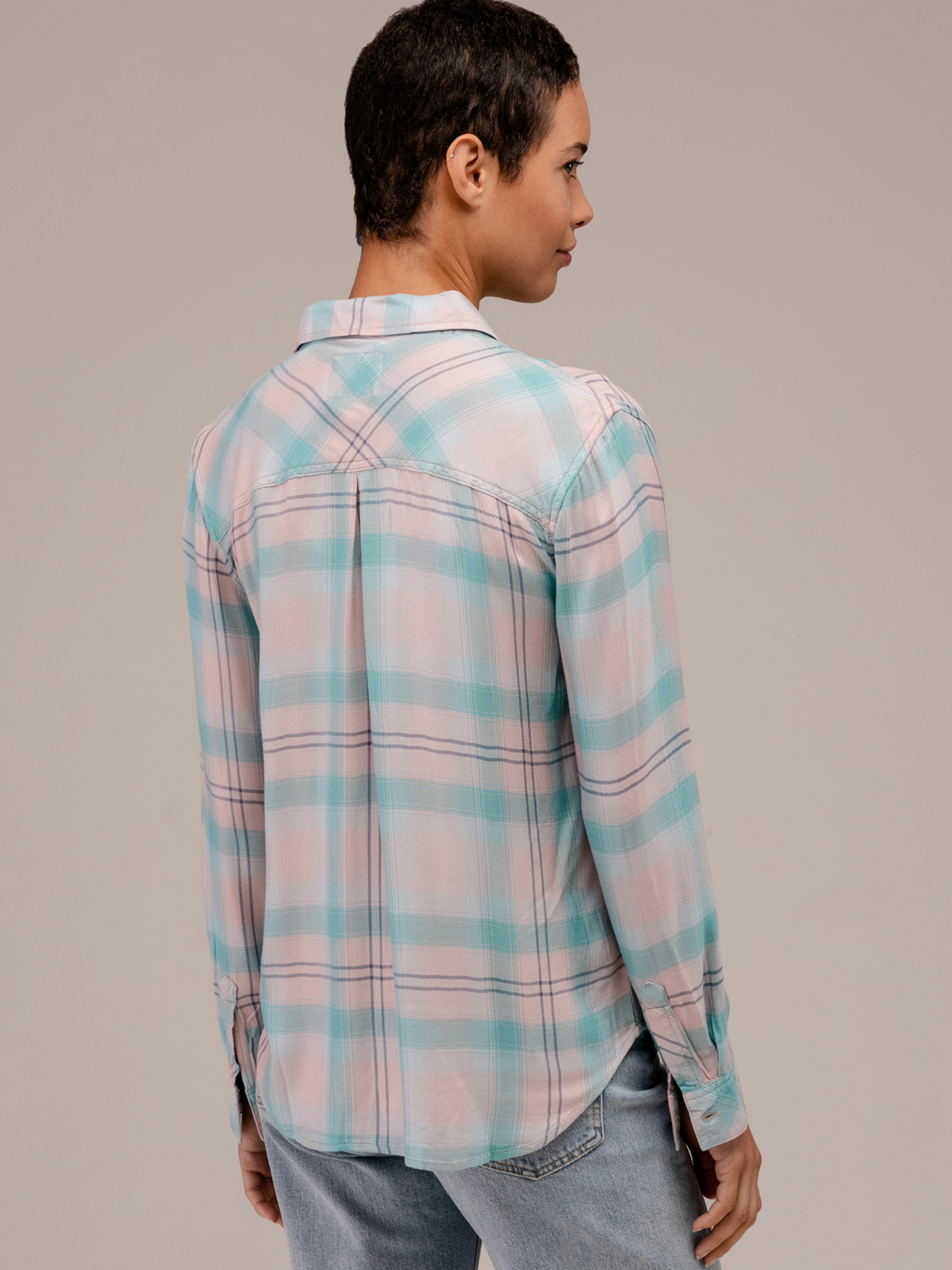 Detailansicht von Karobluse von RAILS