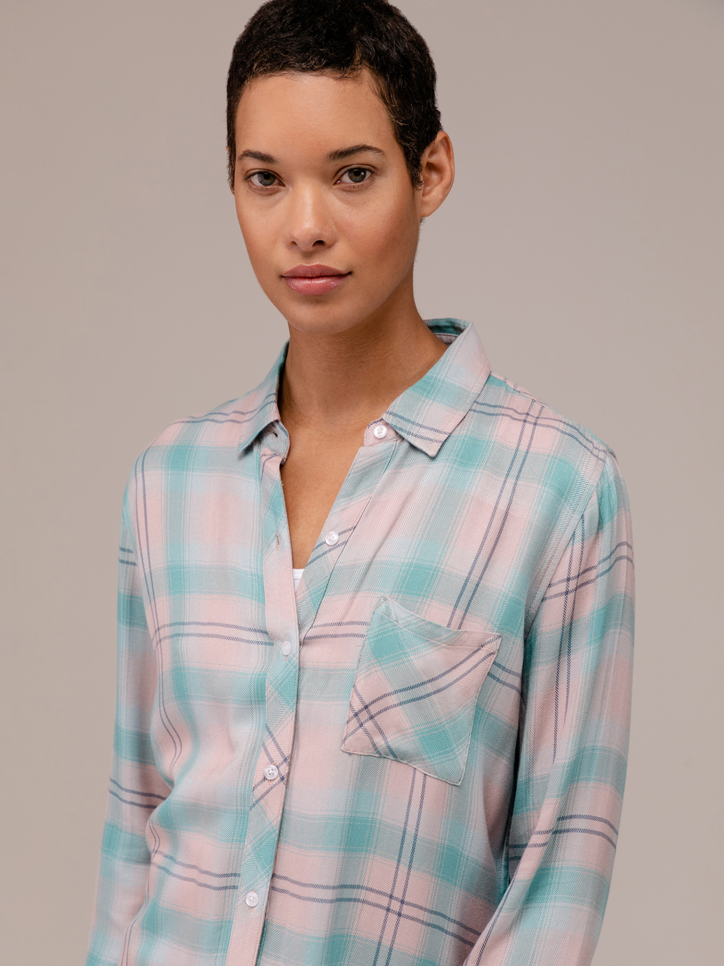 Detailansicht von Karobluse von RAILS