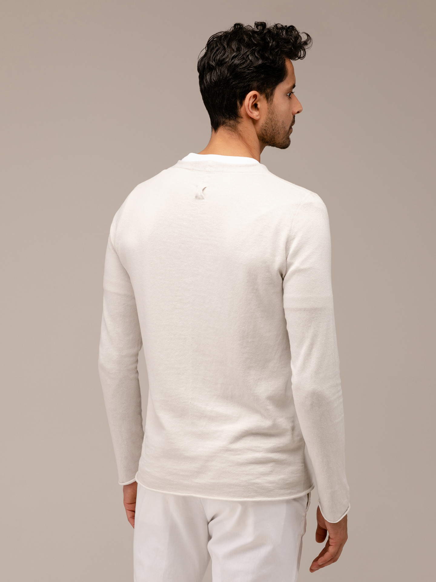 Detailansicht von Pullover aus Baumwolle von HANNES ROETHER