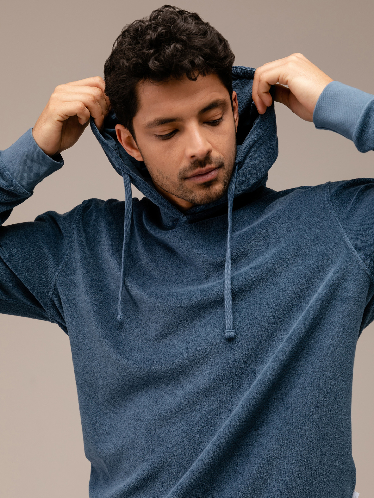 Detailansicht von Hoodie in Frotteeoptik von 04651