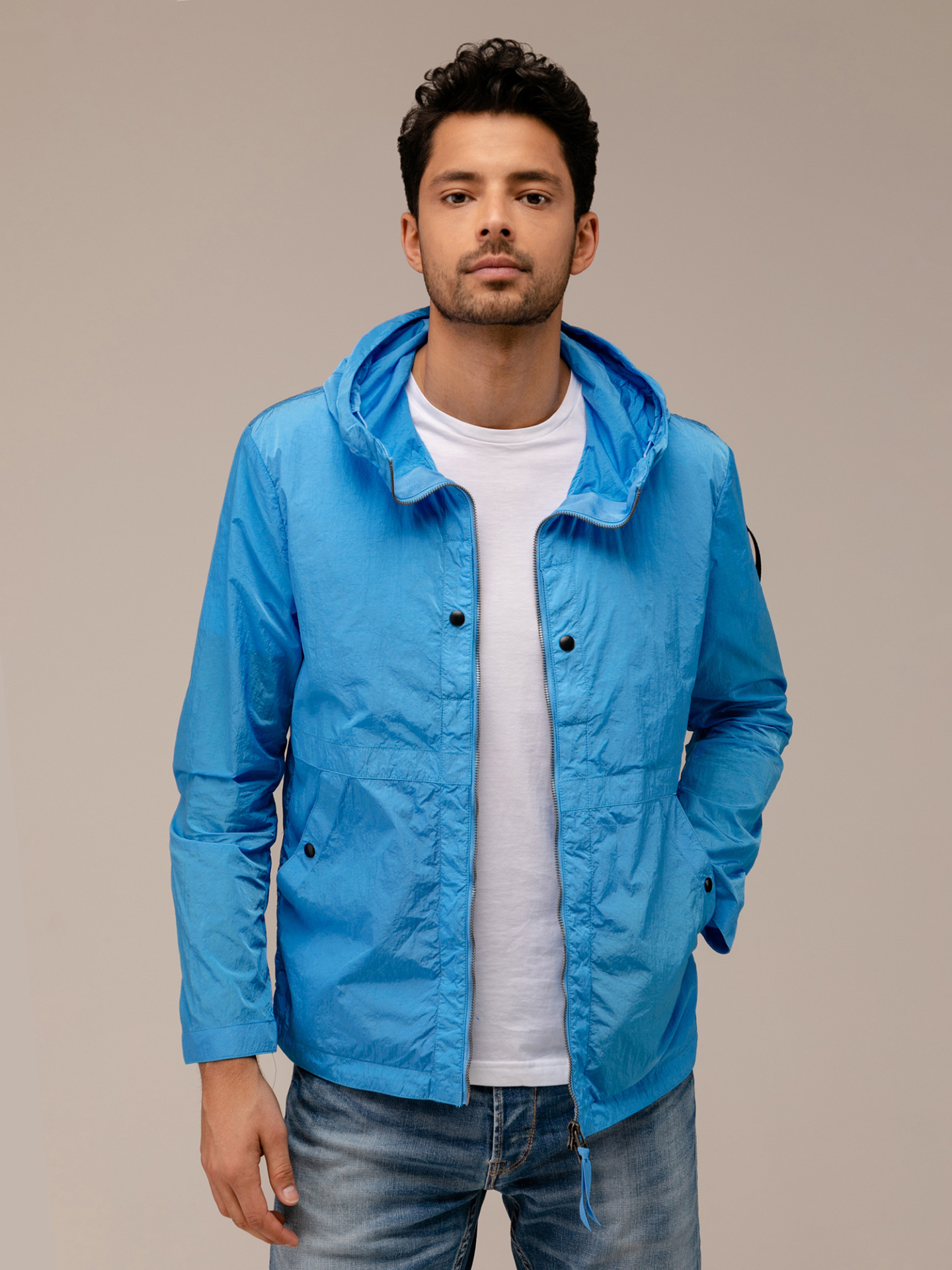 Detailansicht von Leichte Regenjacke von BOMBOOGIE