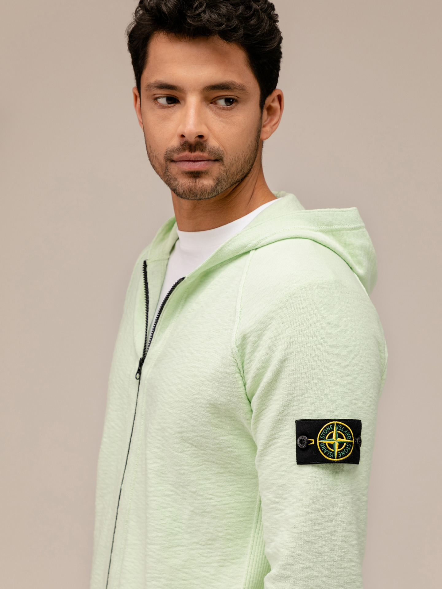 Detailansicht von Sweatjacke von STONE ISLAND