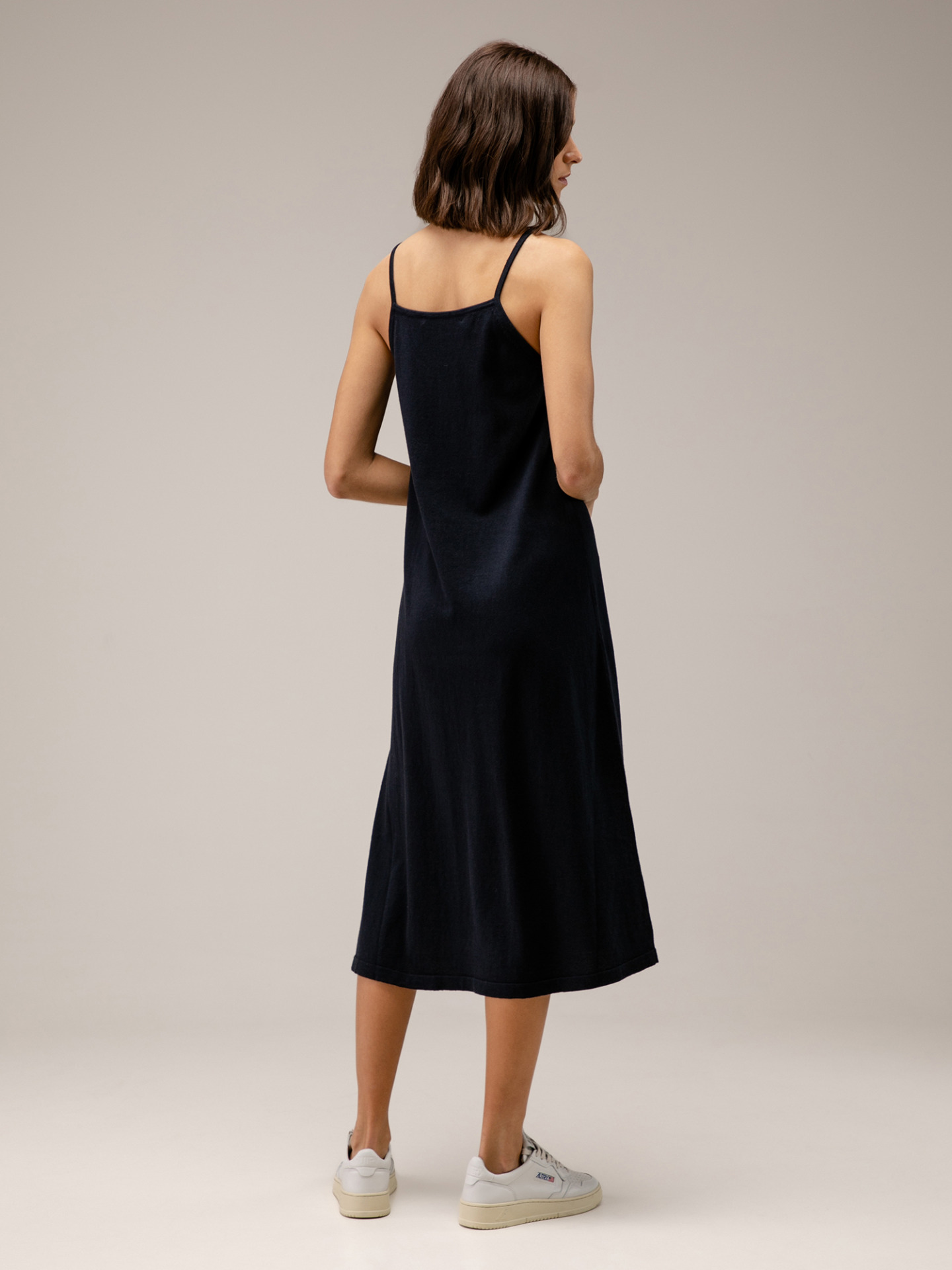 Detailansicht von Midi-Kleid von 360 CASHMERE