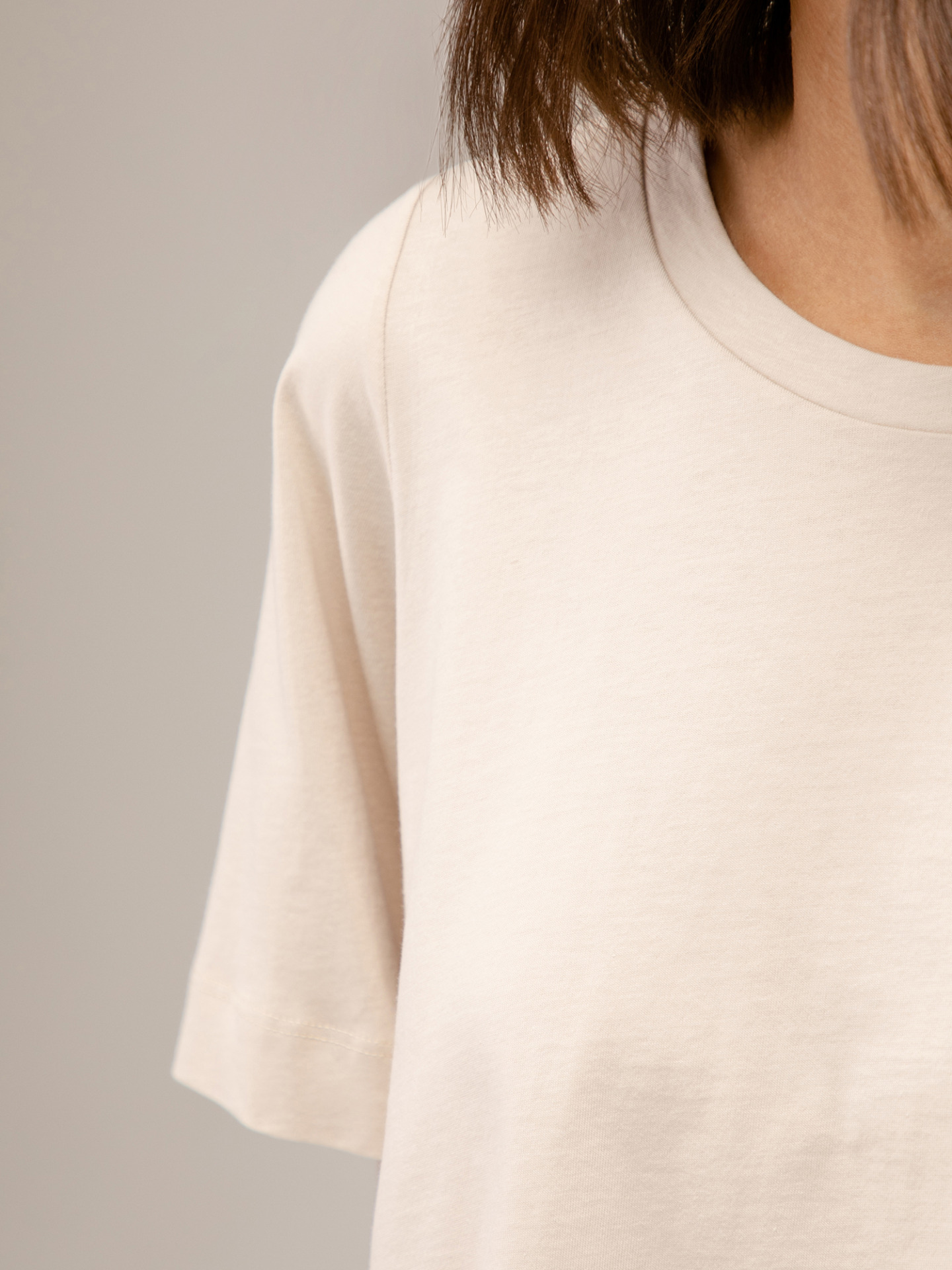 Detailansicht von Oversize T-Shirt aus Baumwolle von LIS LAREIDA