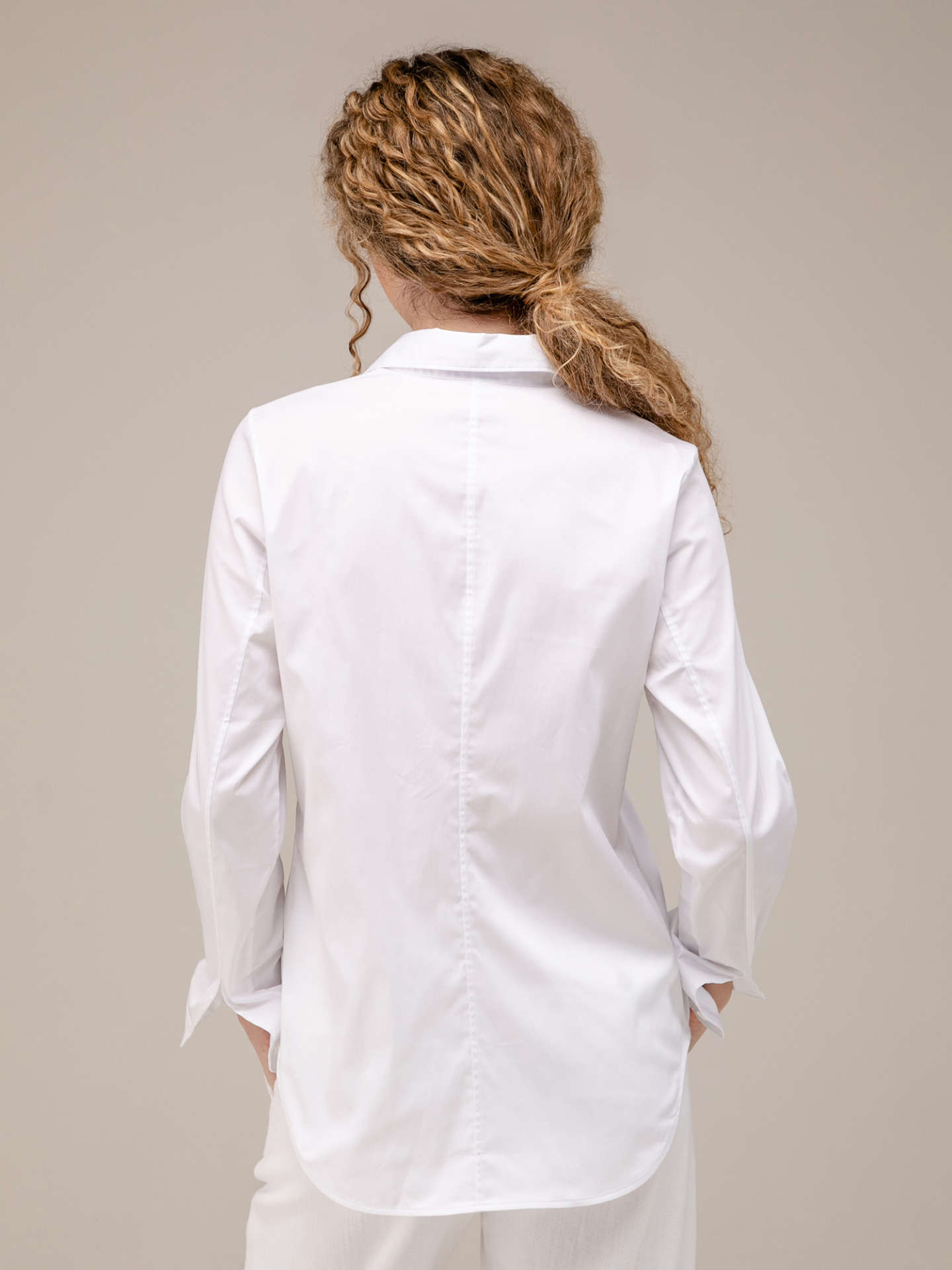 Detailansicht von Baumwollbluse von LIS LAREIDA