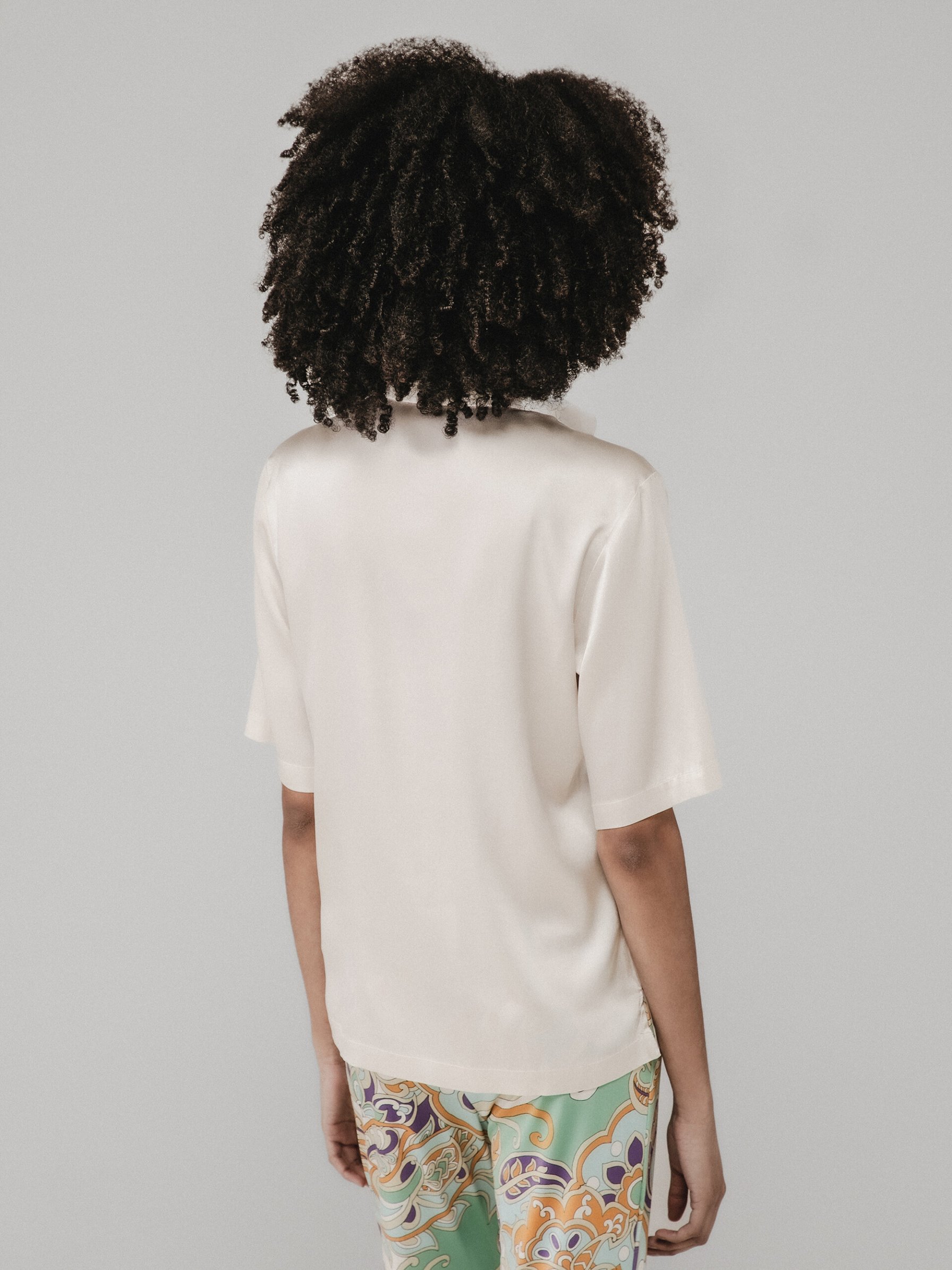 Detailansicht von Kurzarm-Seidenbluse von ANTONELLI