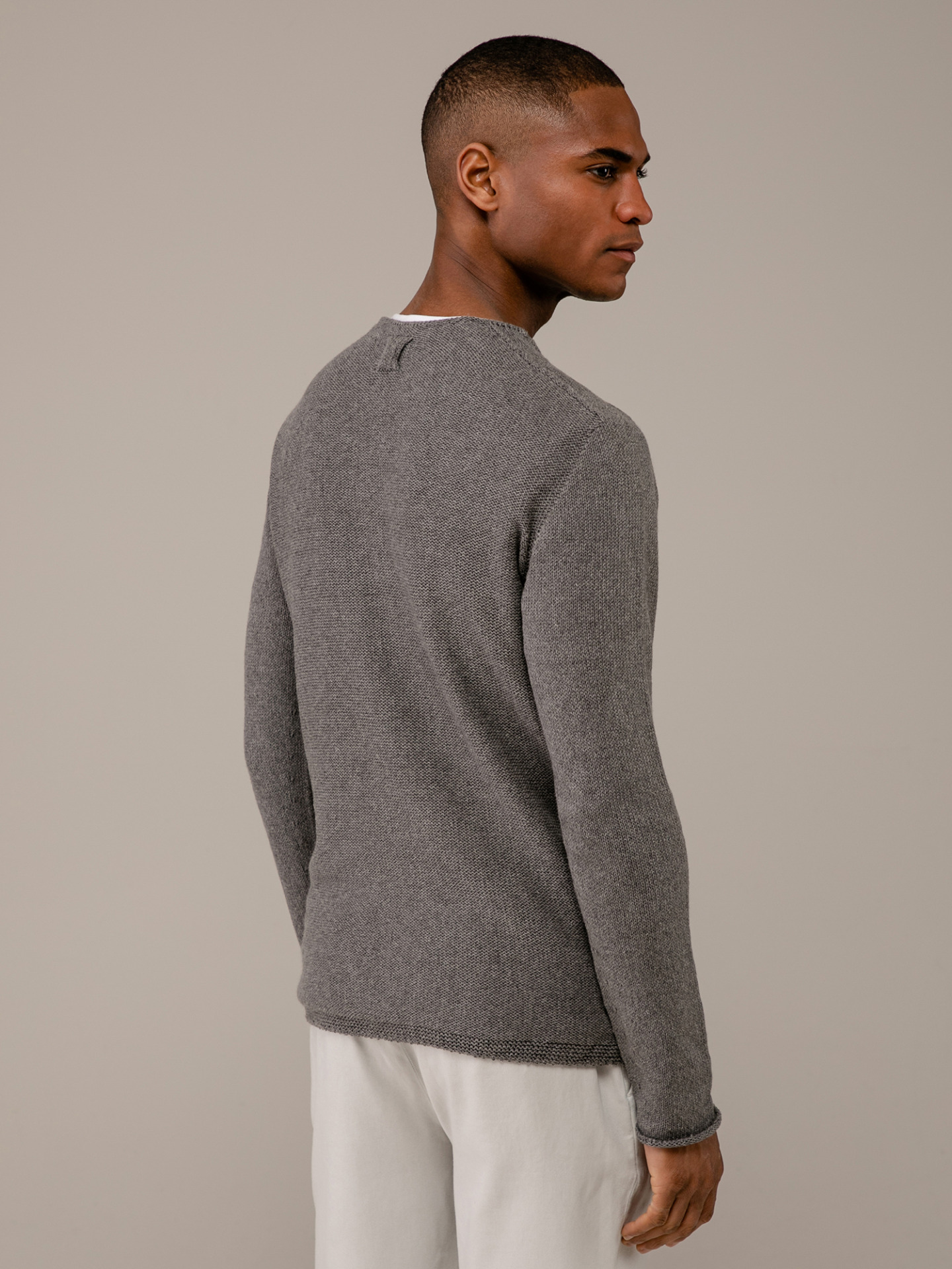 Detailansicht von Pullover aus Baumwolle von HANNES ROETHER