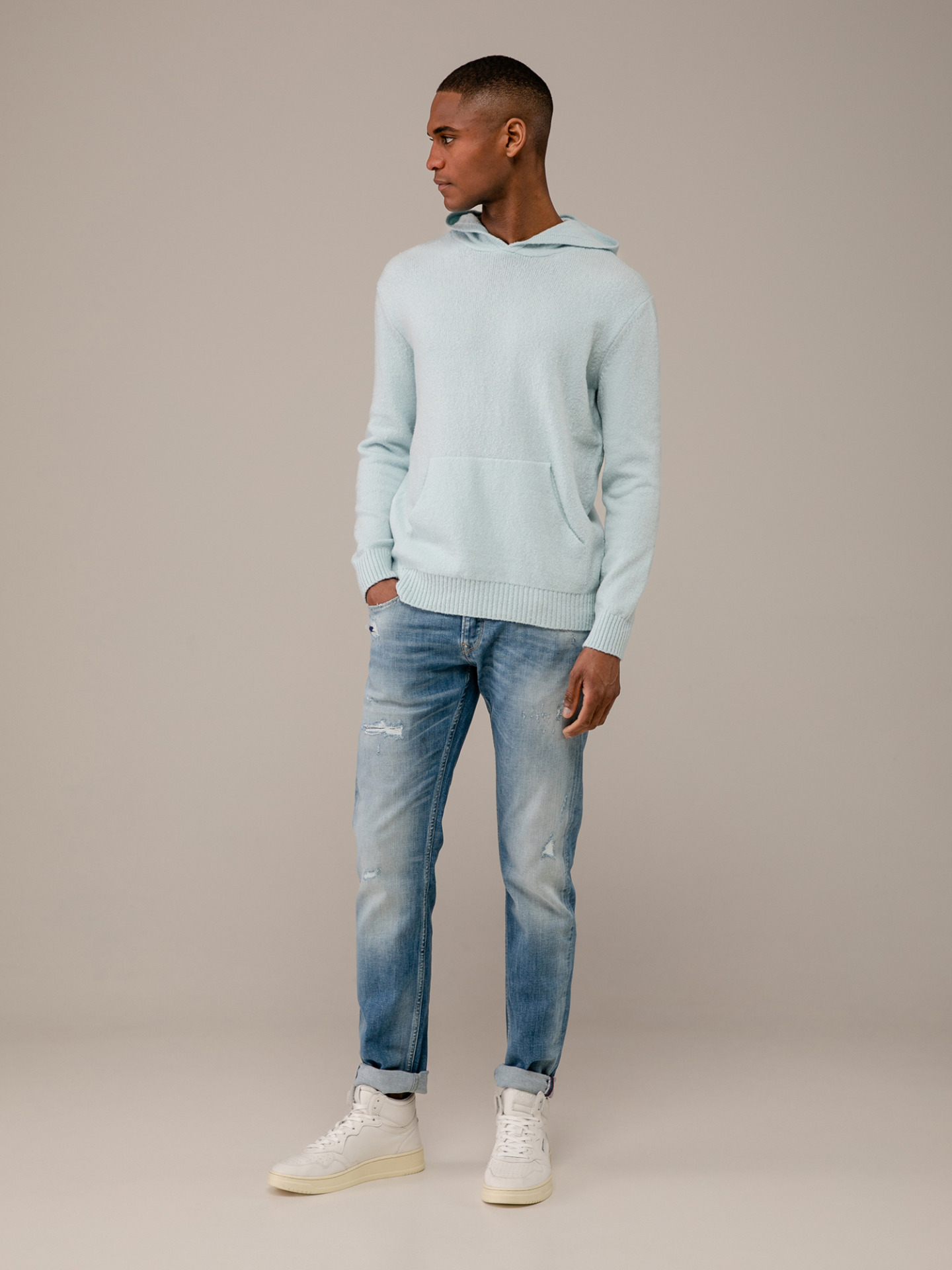 Detailansicht von Kapuzenpullover aus Baumwolle von PHIL PETTER