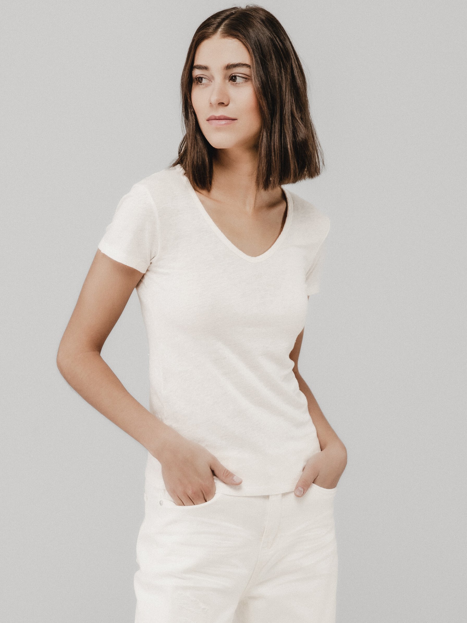 Detailansicht von T-Shirt aus Leinen von DANIELS