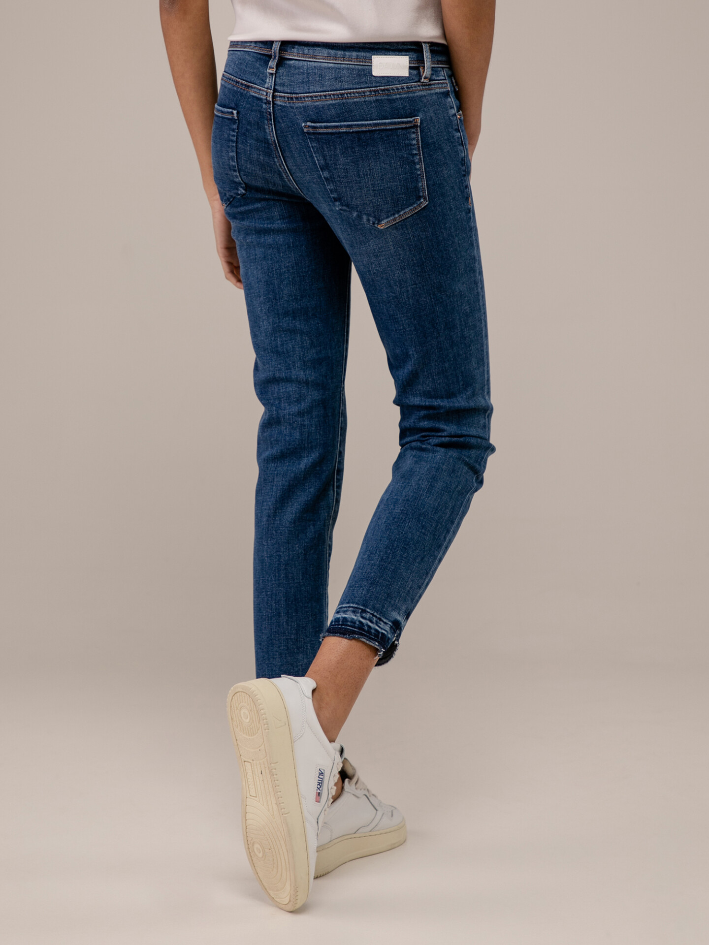 Detailansicht von Skinny Fit Jeans von DAWN