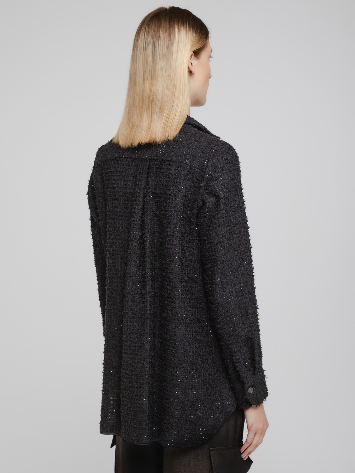 Detailansicht von Hemdbluse von LIS LAREIDA