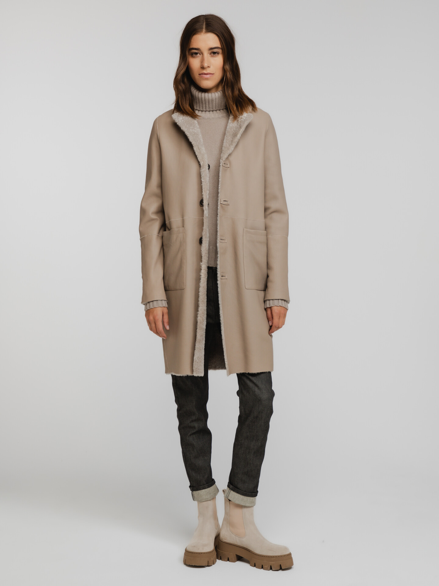 Detailansicht von Wendbarer Ledermantel von BENEDETTA NOVI