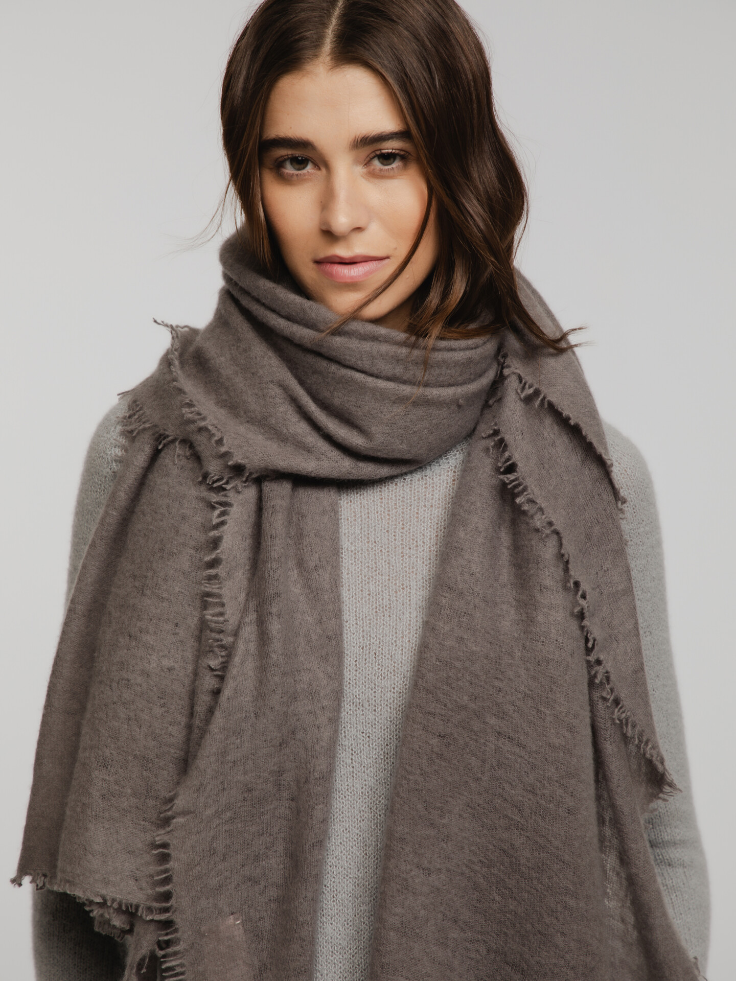 Detailansicht von Schal aus Cashmere von PUR SCHOEN