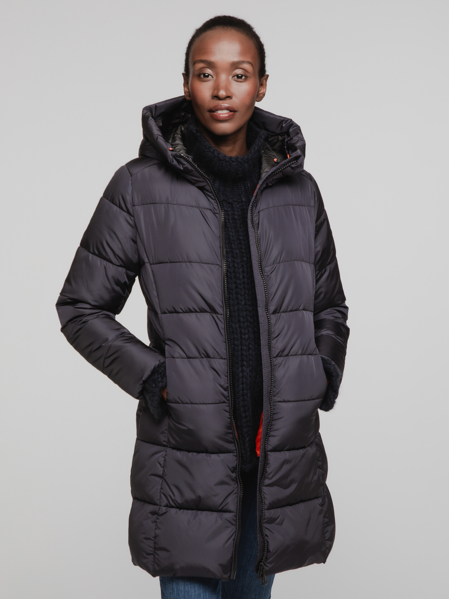 Detailansicht von Steppmantel von SAVE THE DUCK