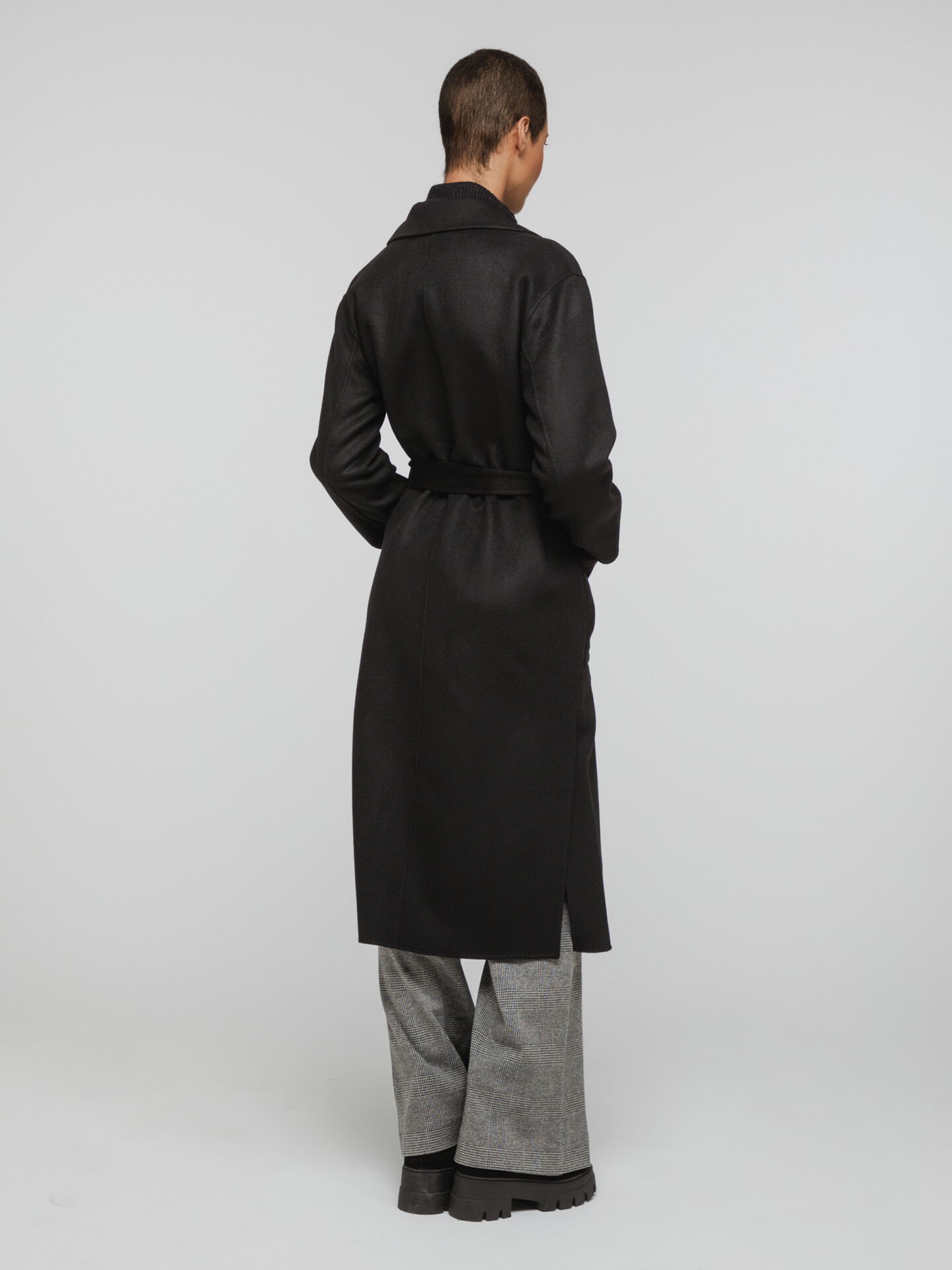 Detailansicht von Langer Wollmantel von OAKWOOD