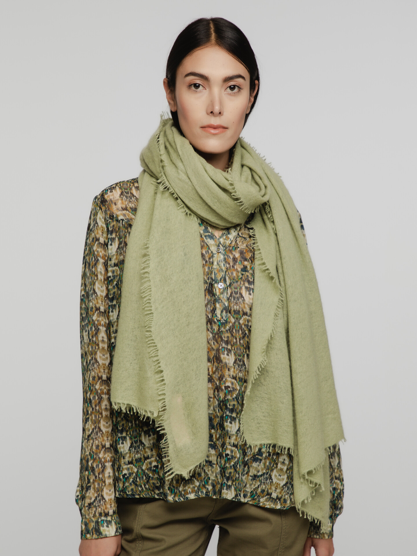 Detailansicht von Schal aus Cashmere von PUR SCHOEN