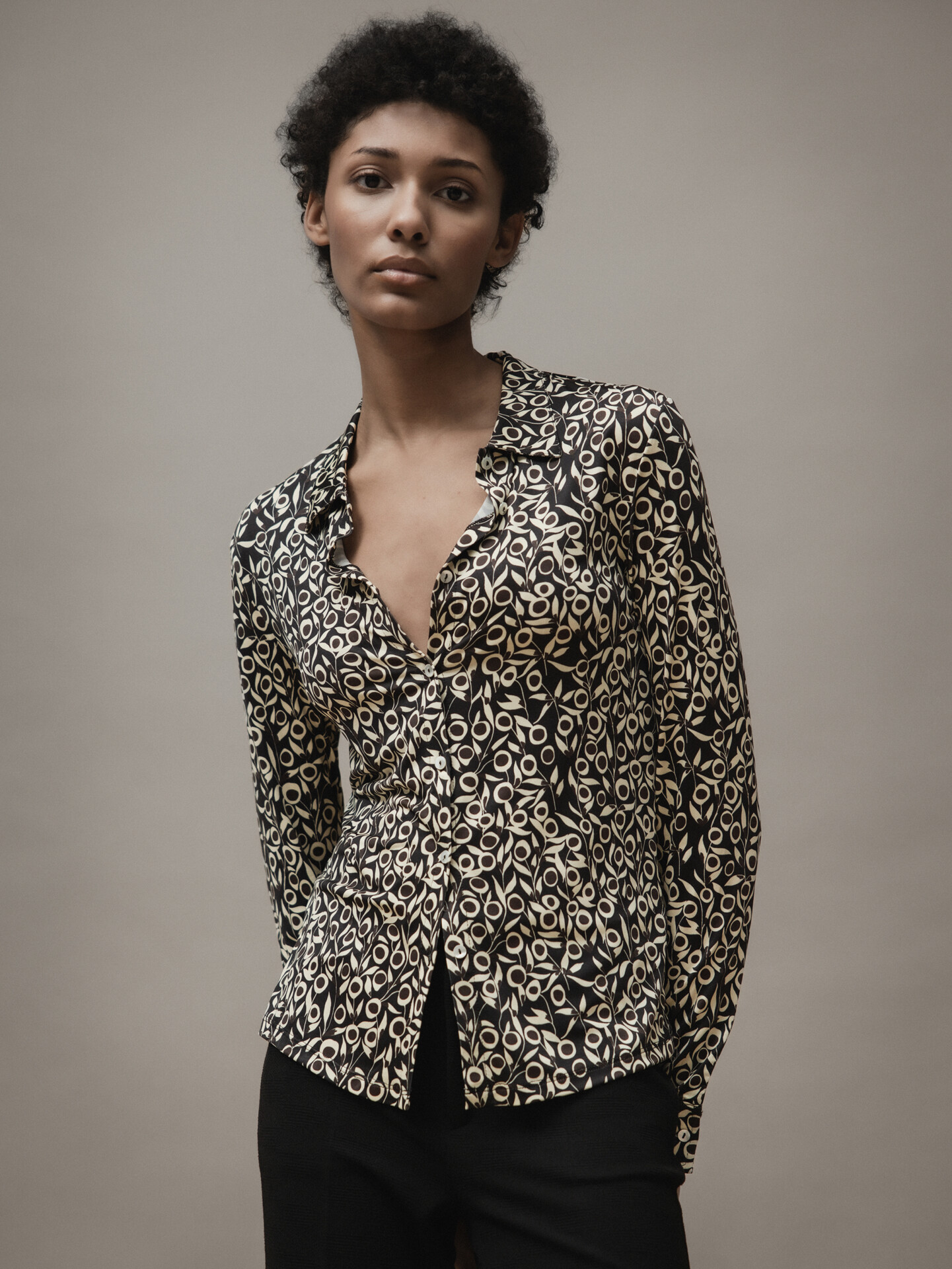 Detailansicht von Gemusterte Bluse von DANIELS