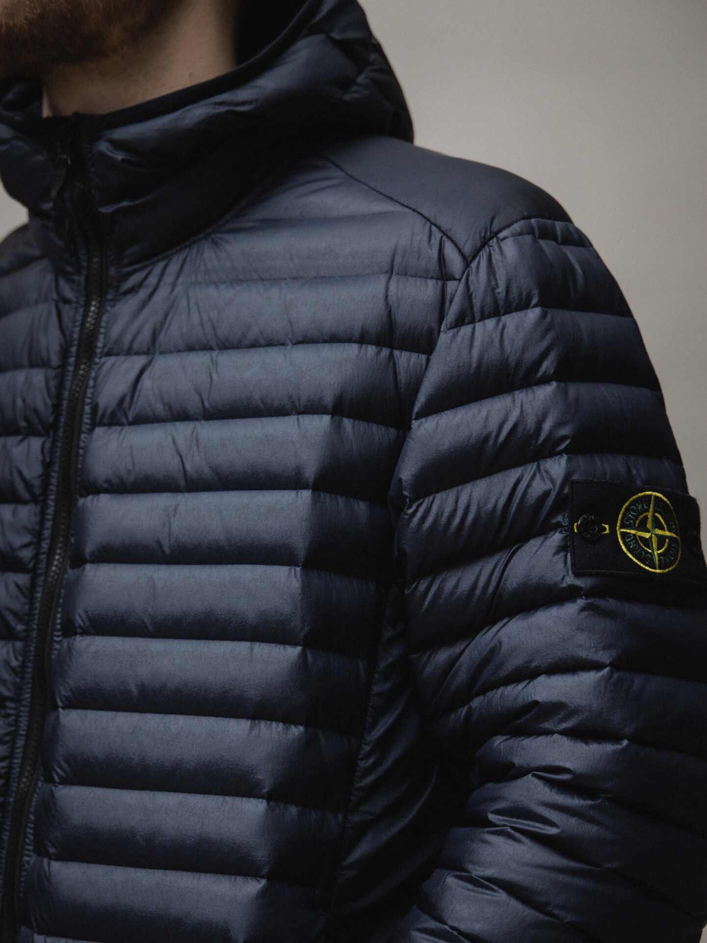 Detailansicht von Daunenjacke von STONE ISLAND