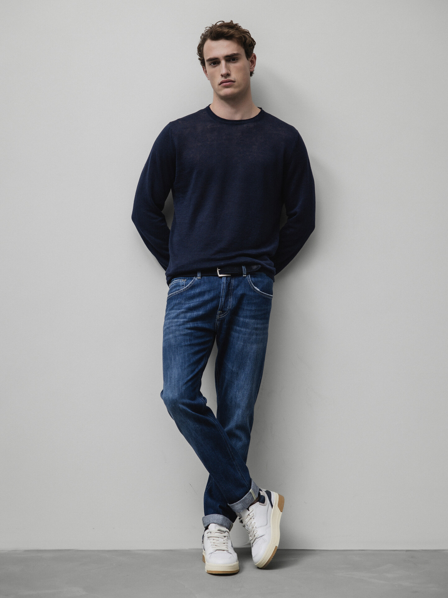 Detailansicht von Pullover aus Leinen von ROBERTO COLLINA