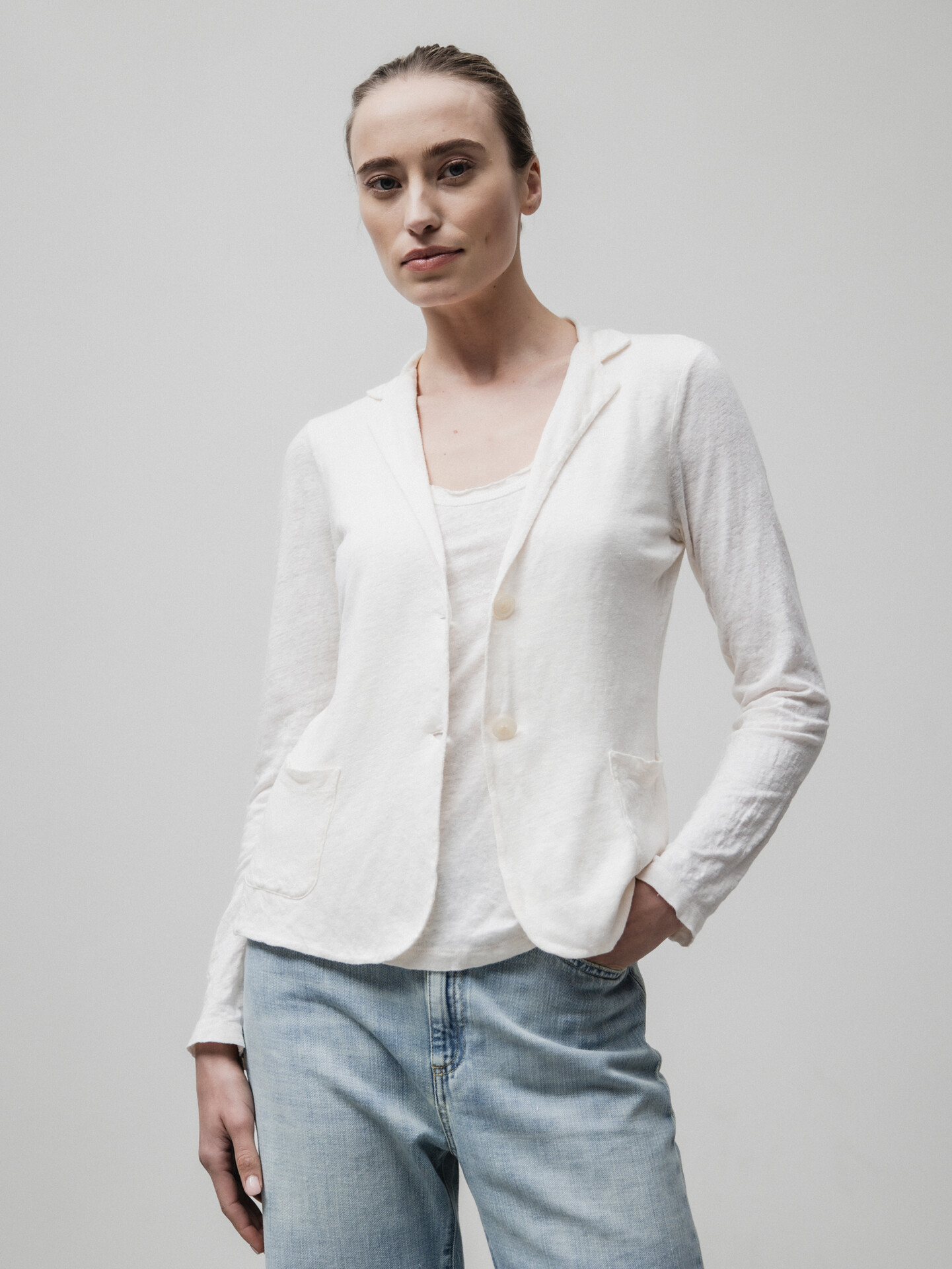 Detailansicht von Leichter Blazer aus Leinen von DANIELS