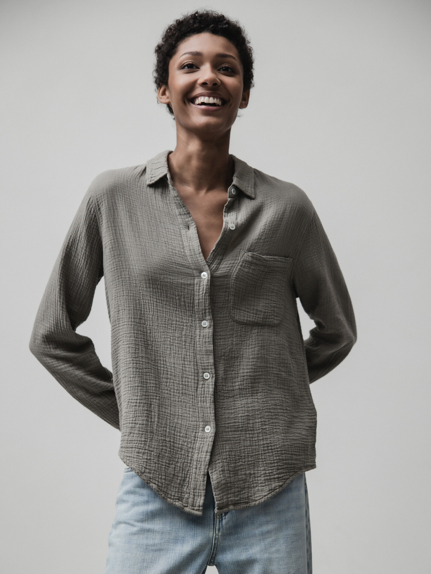 Detailansicht von Musselinbluse von DANIELS