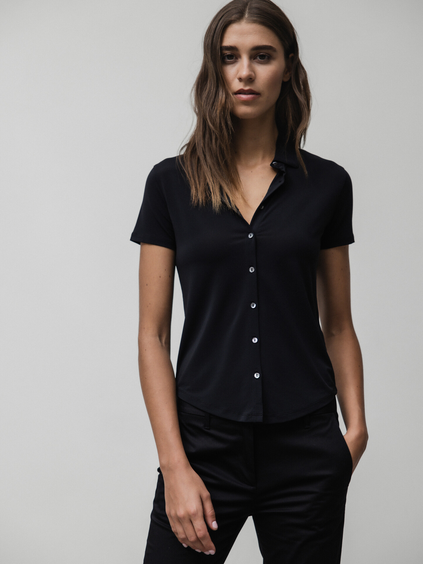 Detailansicht von Kurzarmbluse von DANIELS