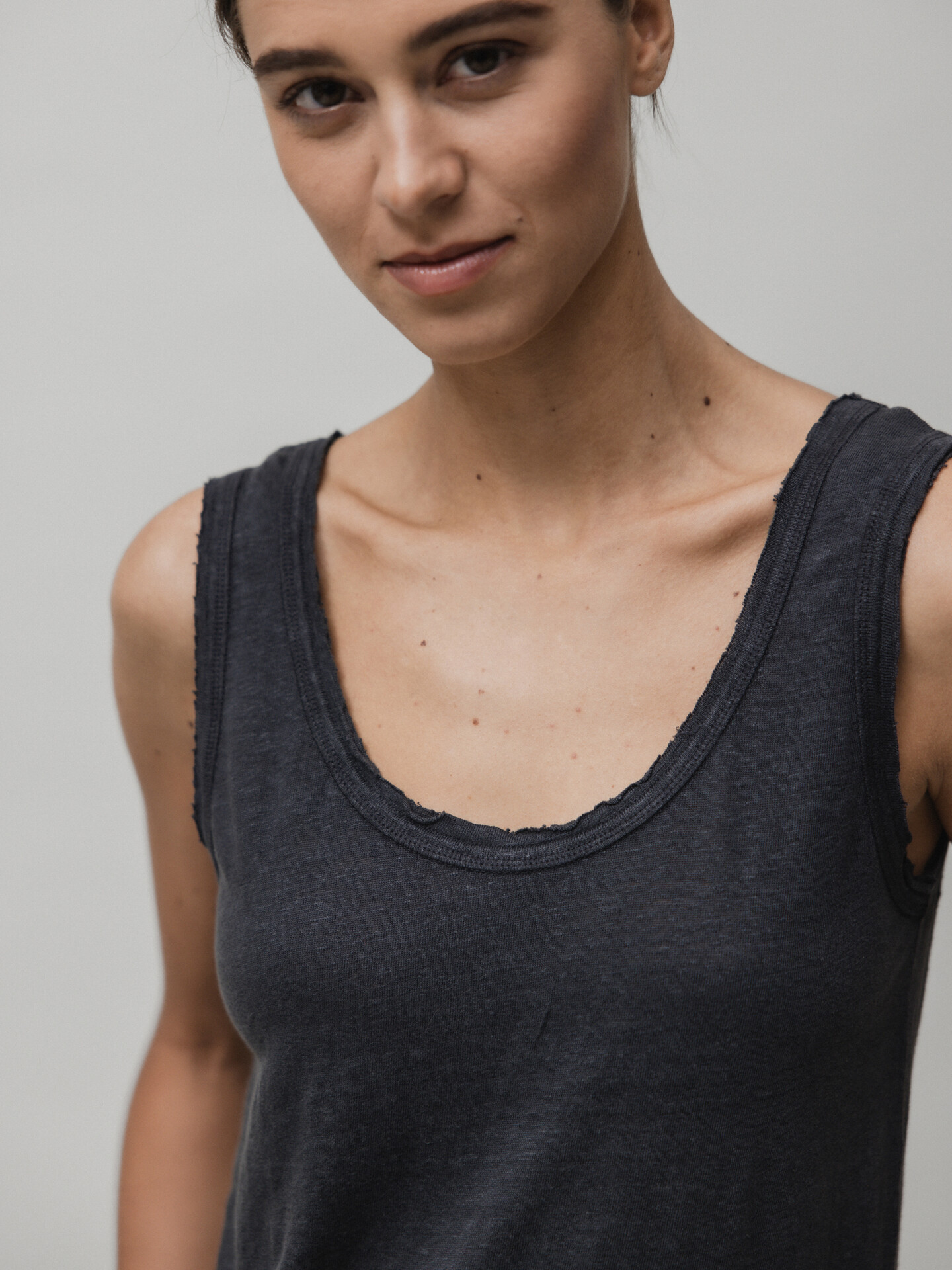 Detailansicht von Top aus Leinen von DANIELS