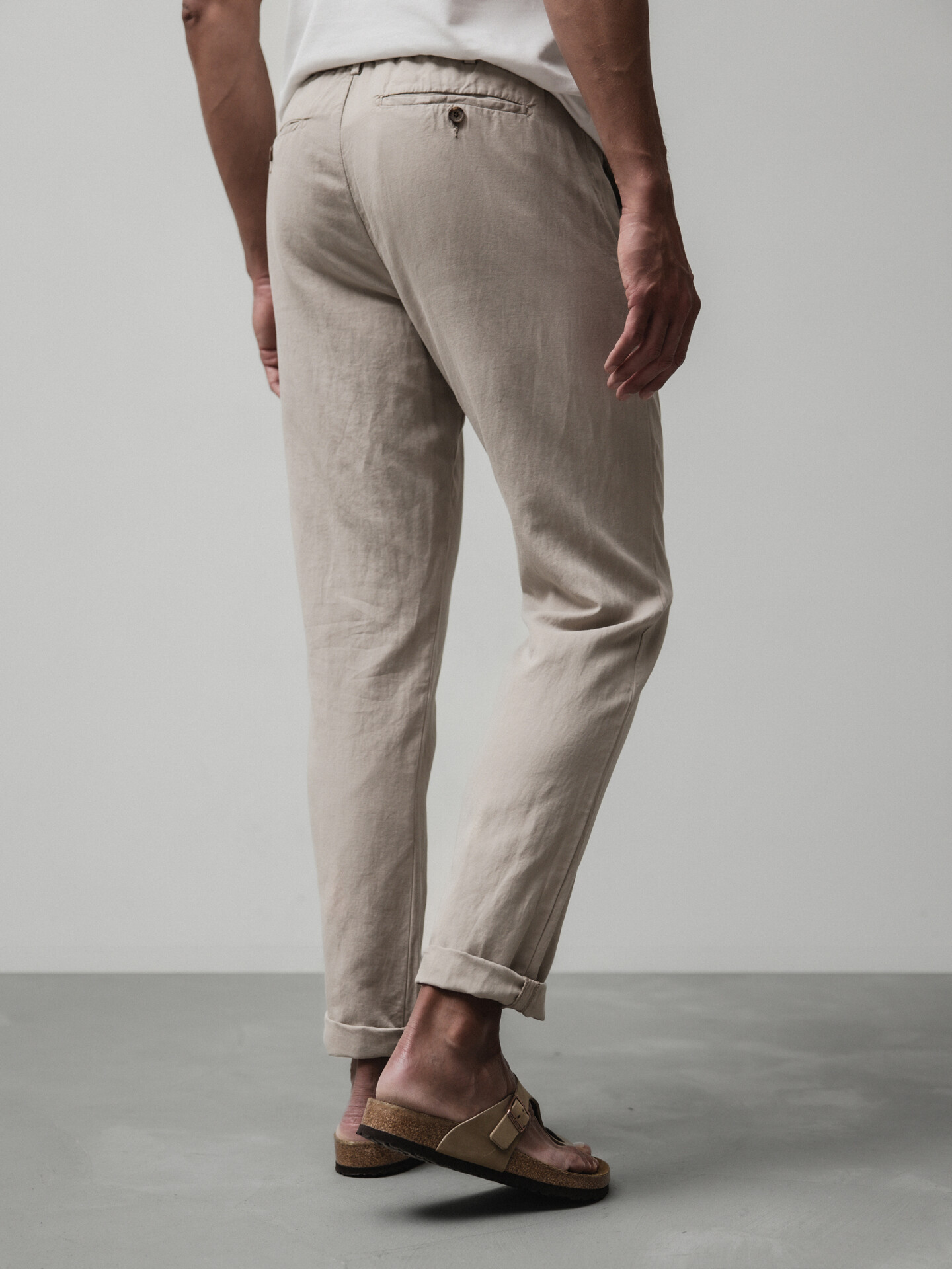 Detailansicht von Lässige Chinohose von MYTHS