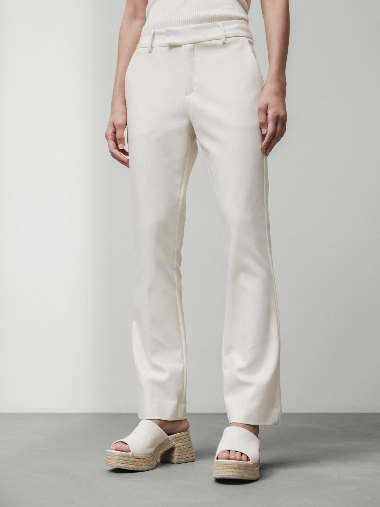 Detailansicht von Chinohose von MOS MOSH