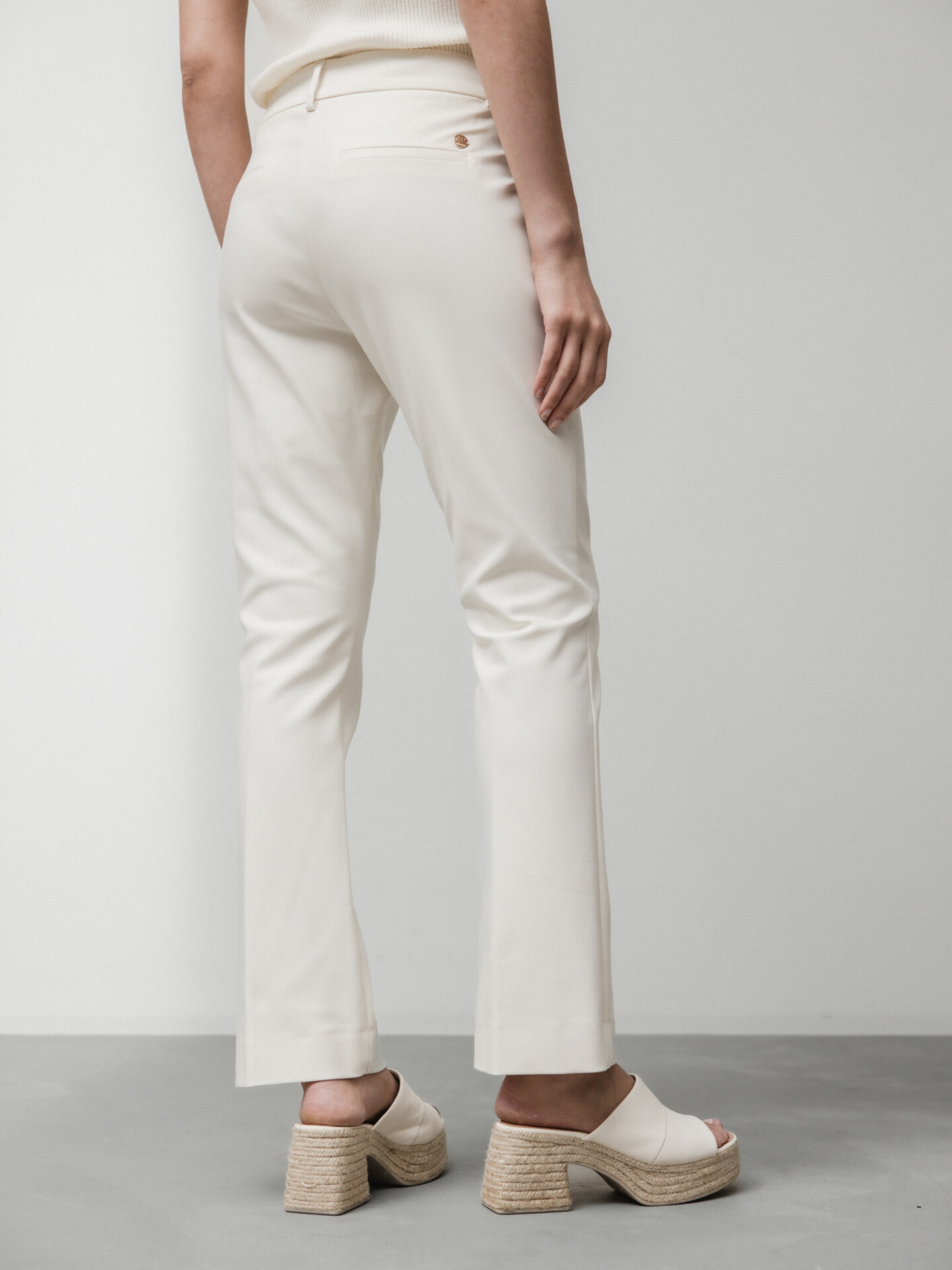 Detailansicht von Chinohose von MOS MOSH