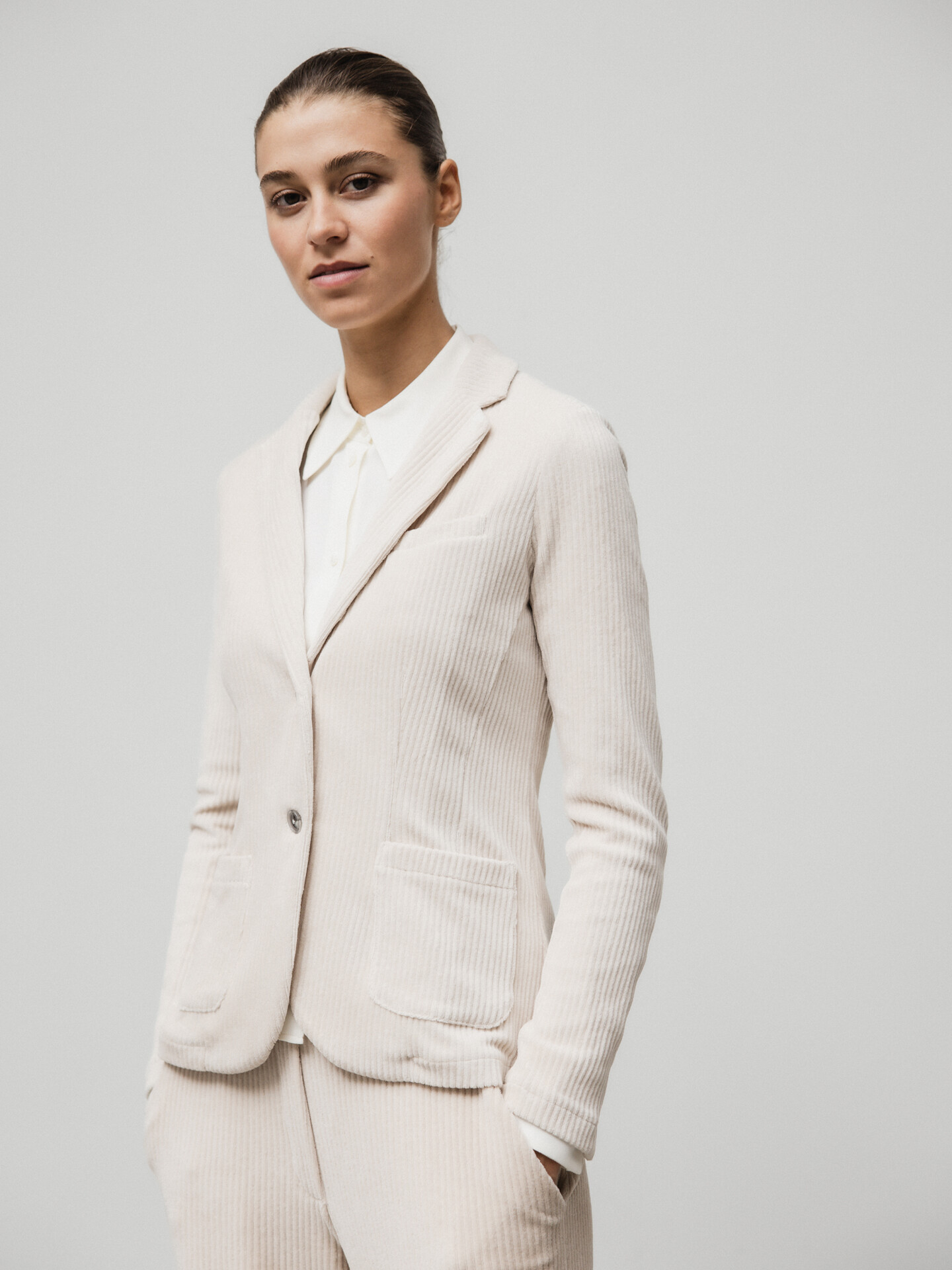 Detailansicht von Cordblazer von DANIELS