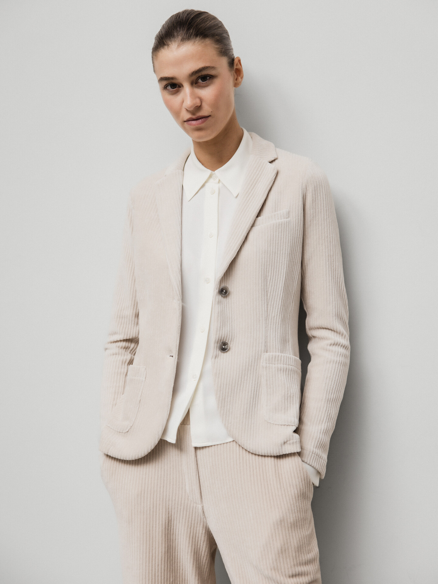 Detailansicht von Cordblazer von DANIELS