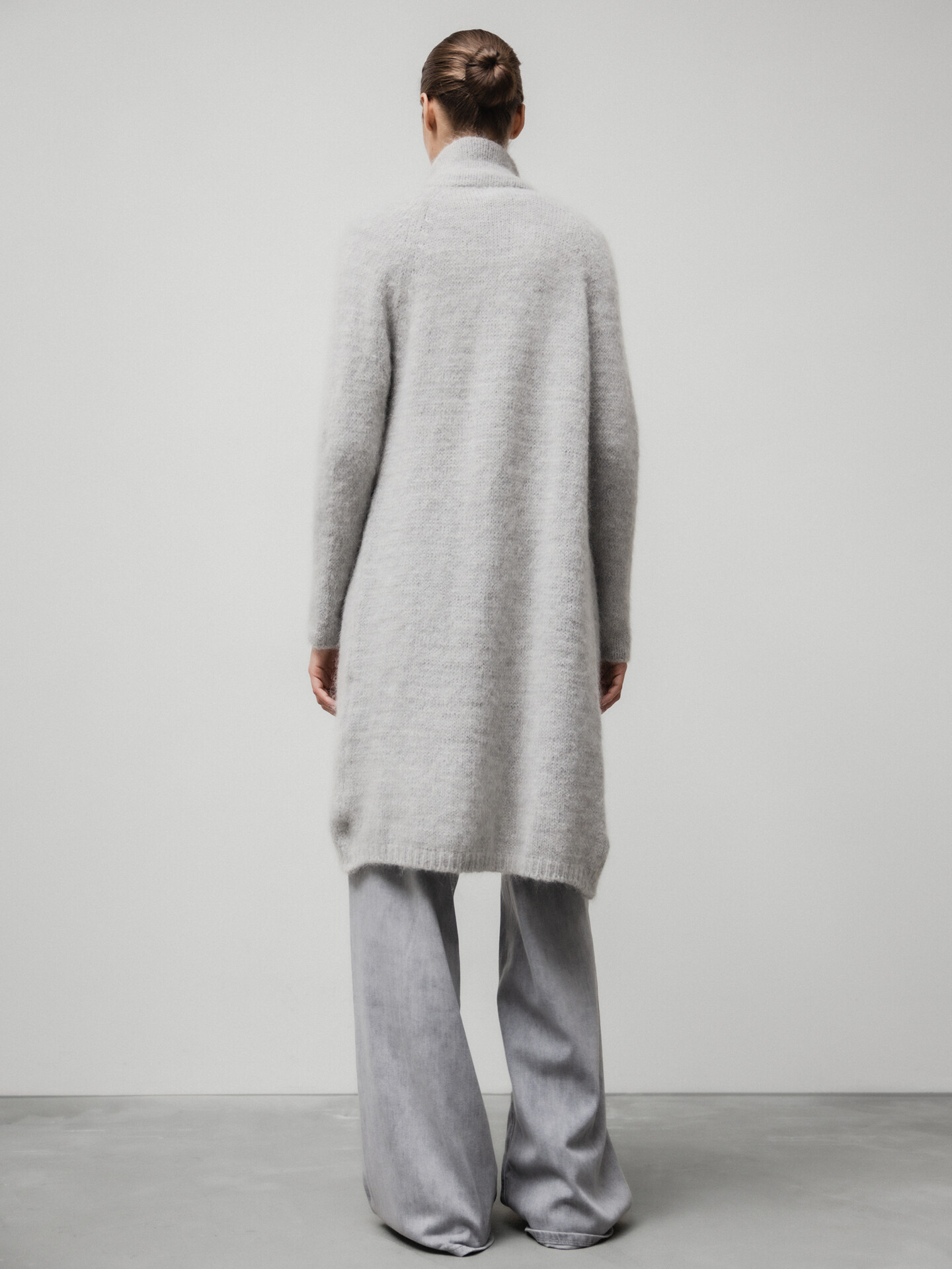 Detailansicht von Strickjacke von BELLAMY