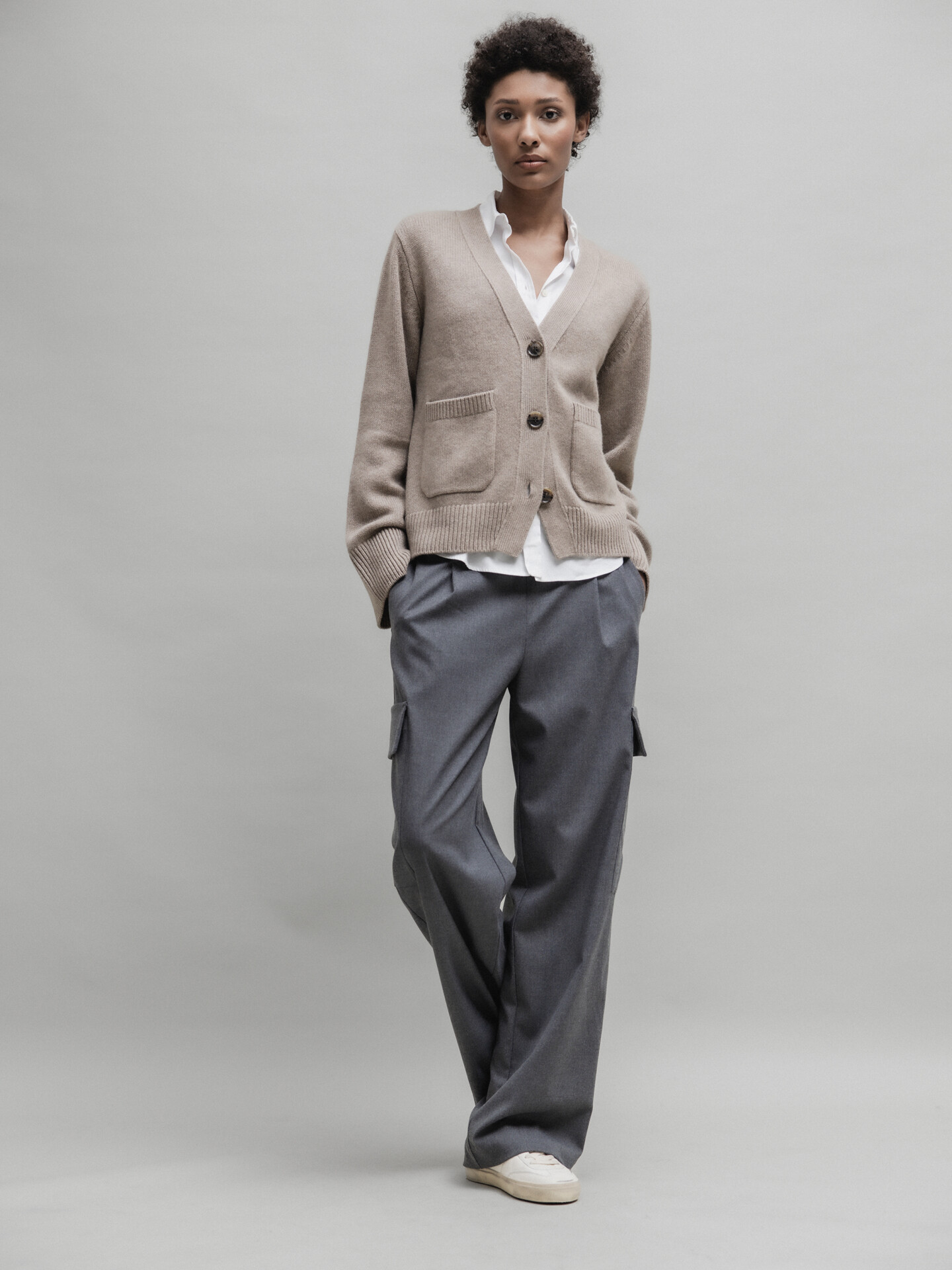 Detailansicht von Strickjacke aus Cashmere von LISA YANG