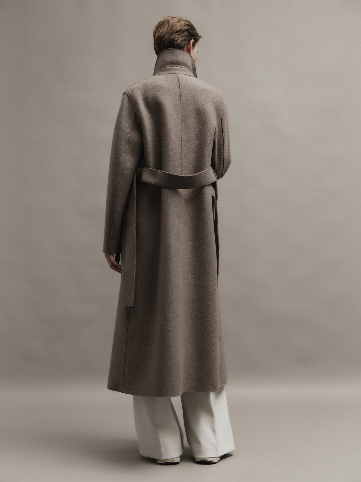 Detailansicht von Schurwollmantel von HARRIS WHARF LONDON