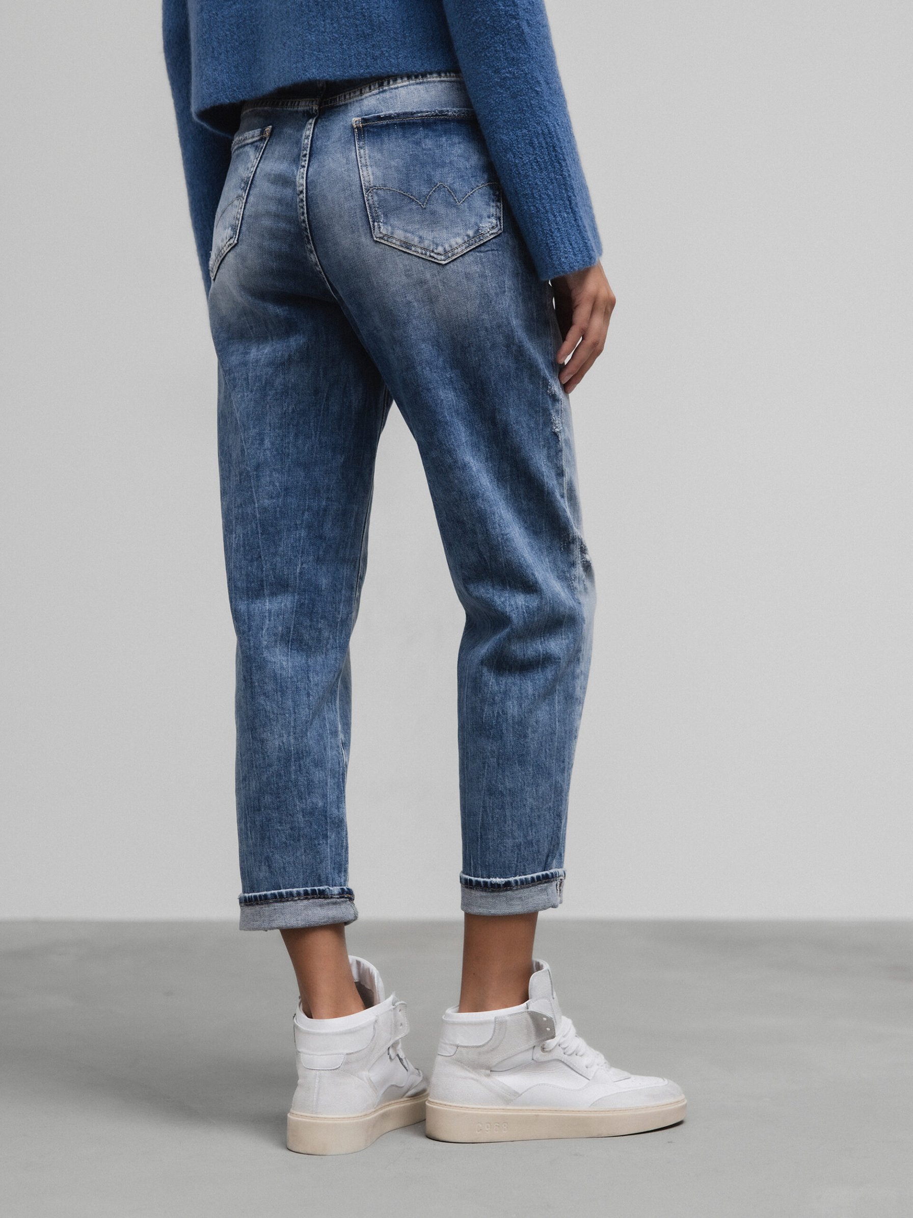 Detailansicht von Loose Fit Jeans von LE TEMPS DES CERISES