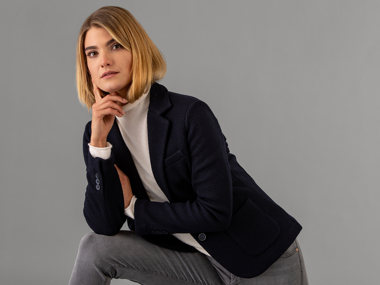 Detailansicht von Blazer aus Wolle von CIRCOLO