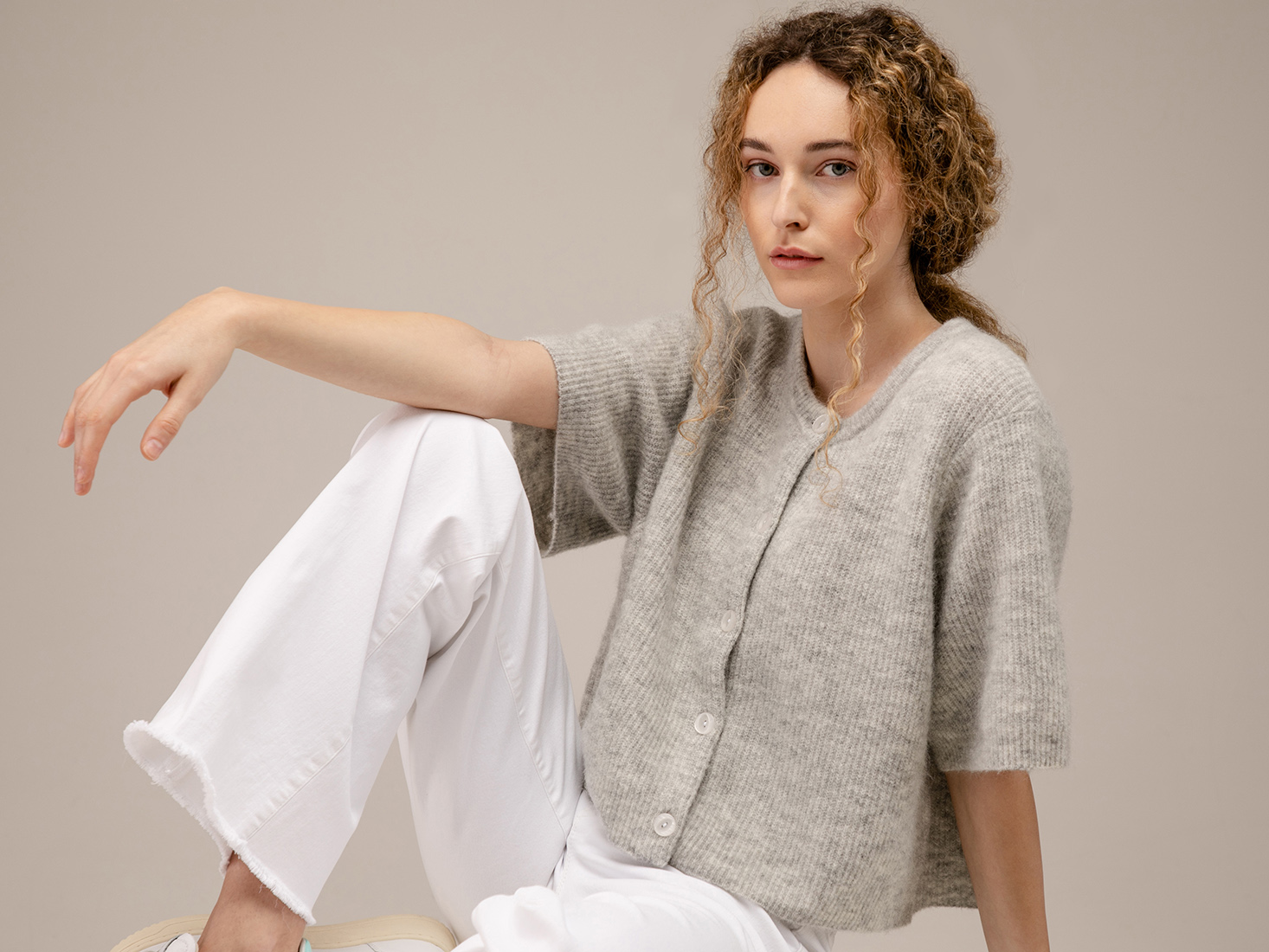 Detailansicht von Kurze Strickjacke von AMERICAN VINTAGE